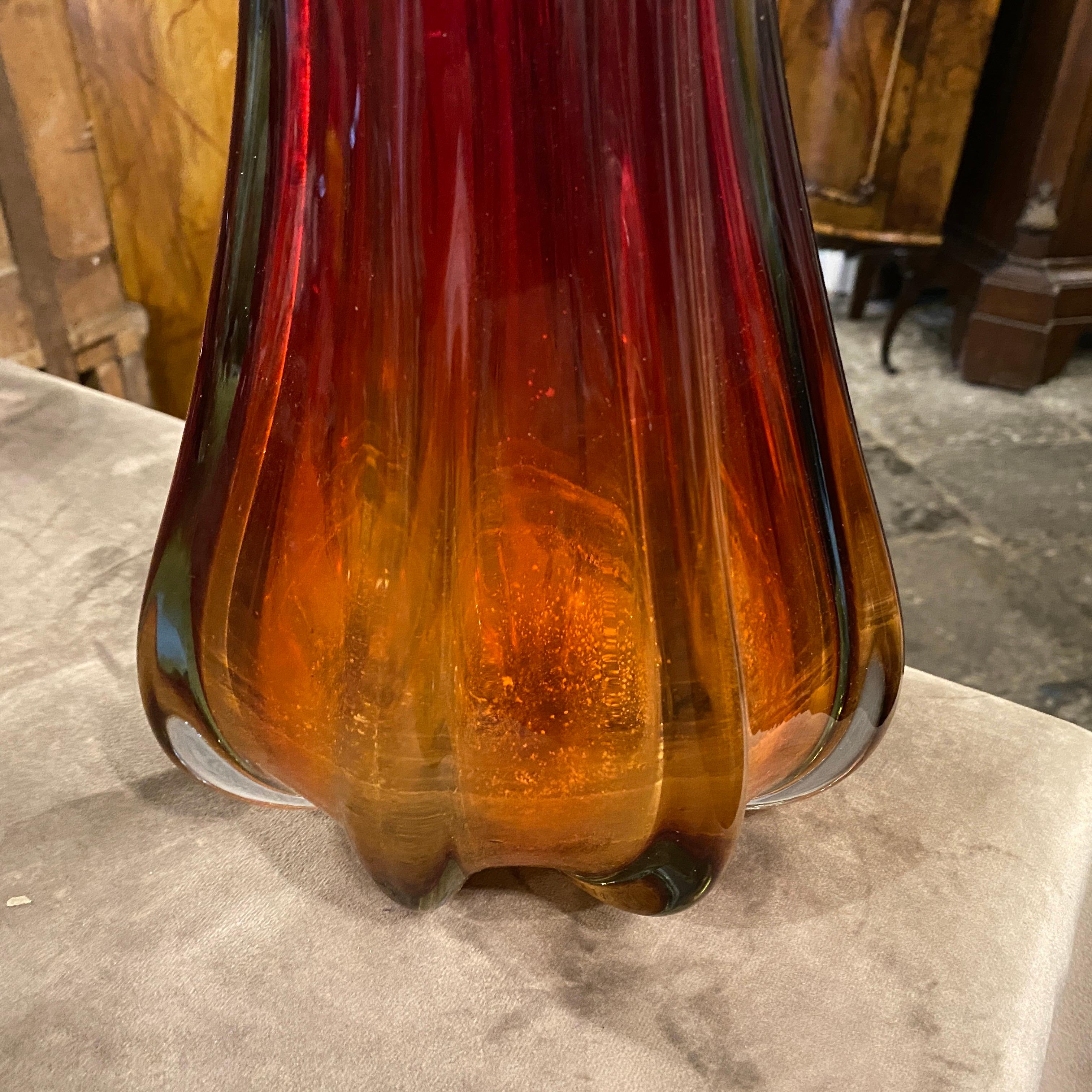 1970s Flavio Poli Mid-Century Modern Red Murano Glass Vase In Good Condition For Sale In Aci Castello, IT