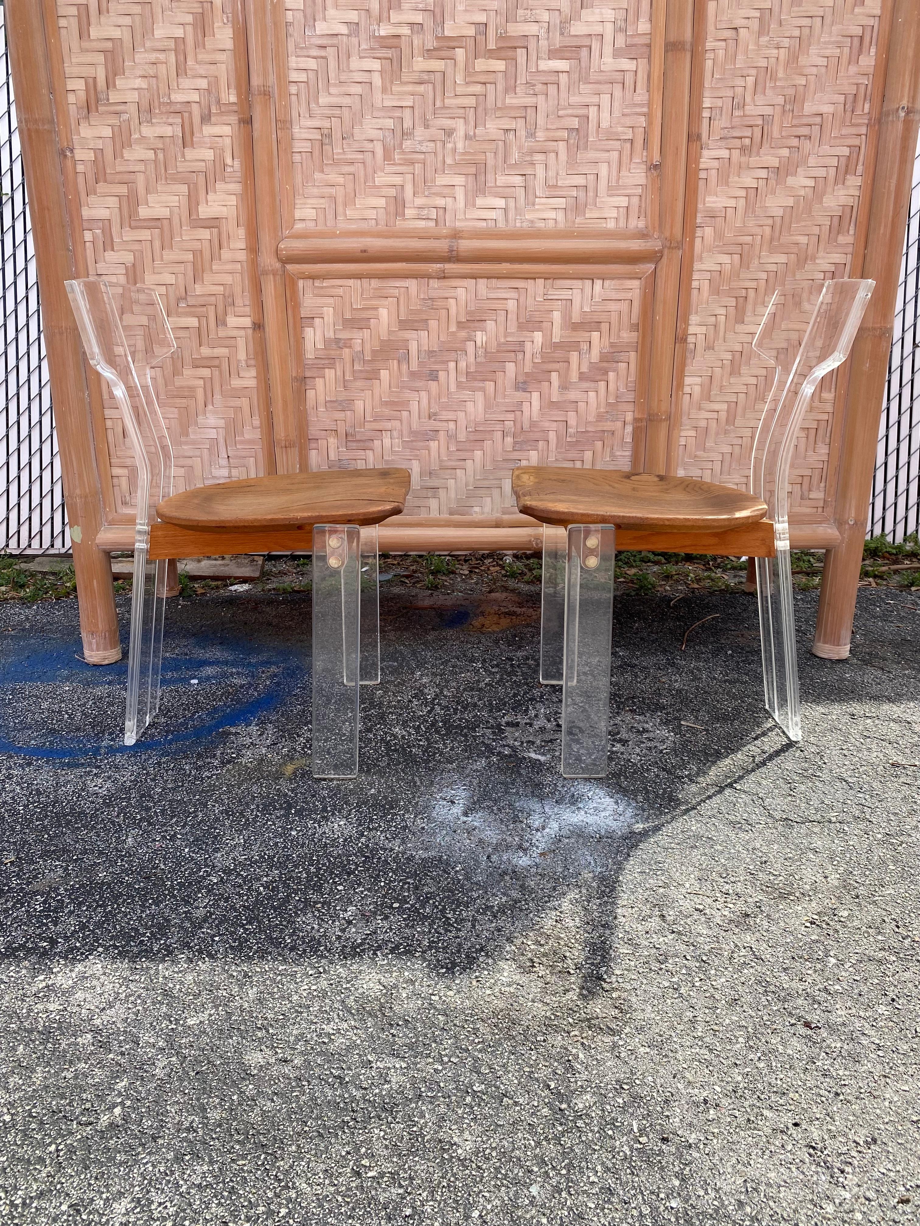 Late 20th Century 1970s Floating  Lucite Oak Three Legged Chair For Sale