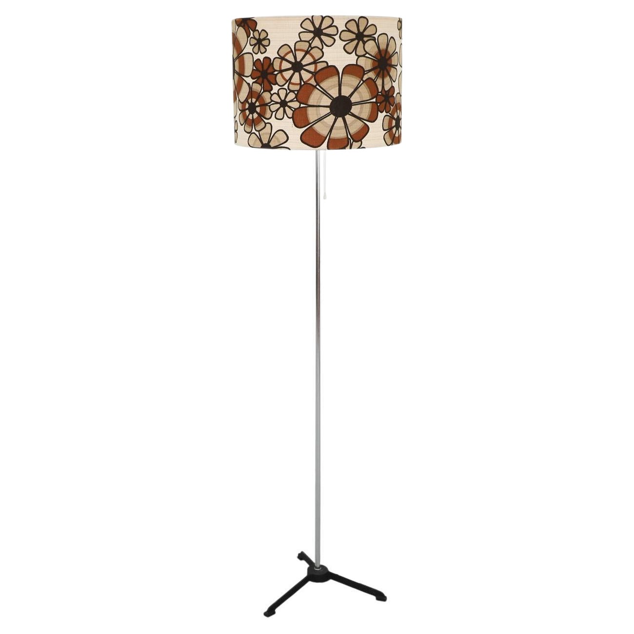 1970
s Floor Lamp with Flower Power Shade, Chrome Stem 
Black Metal Tripod Base