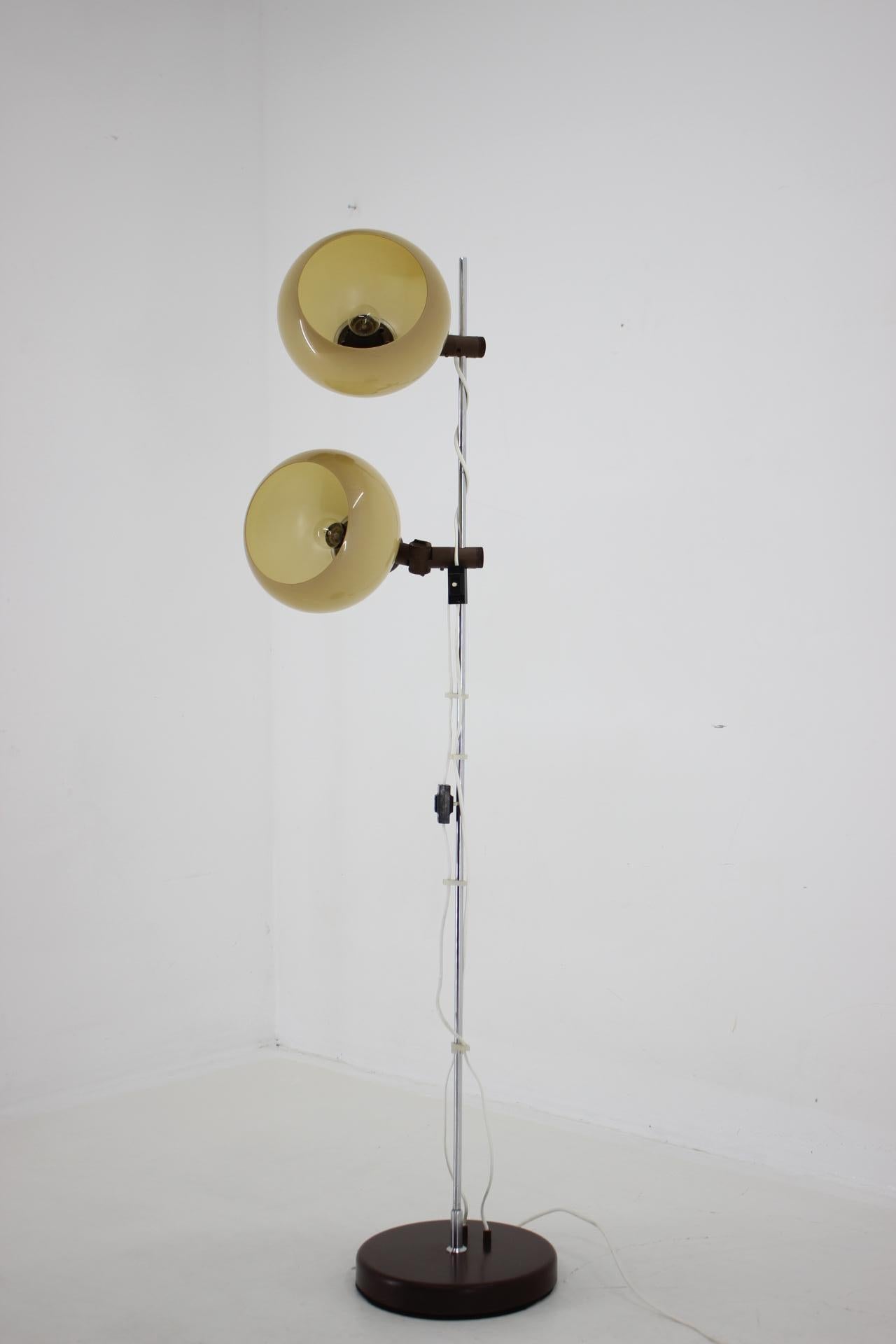 Mid-Century Modern 1970s Floor lamp with Plastic Lamp Shades, Hungary For Sale