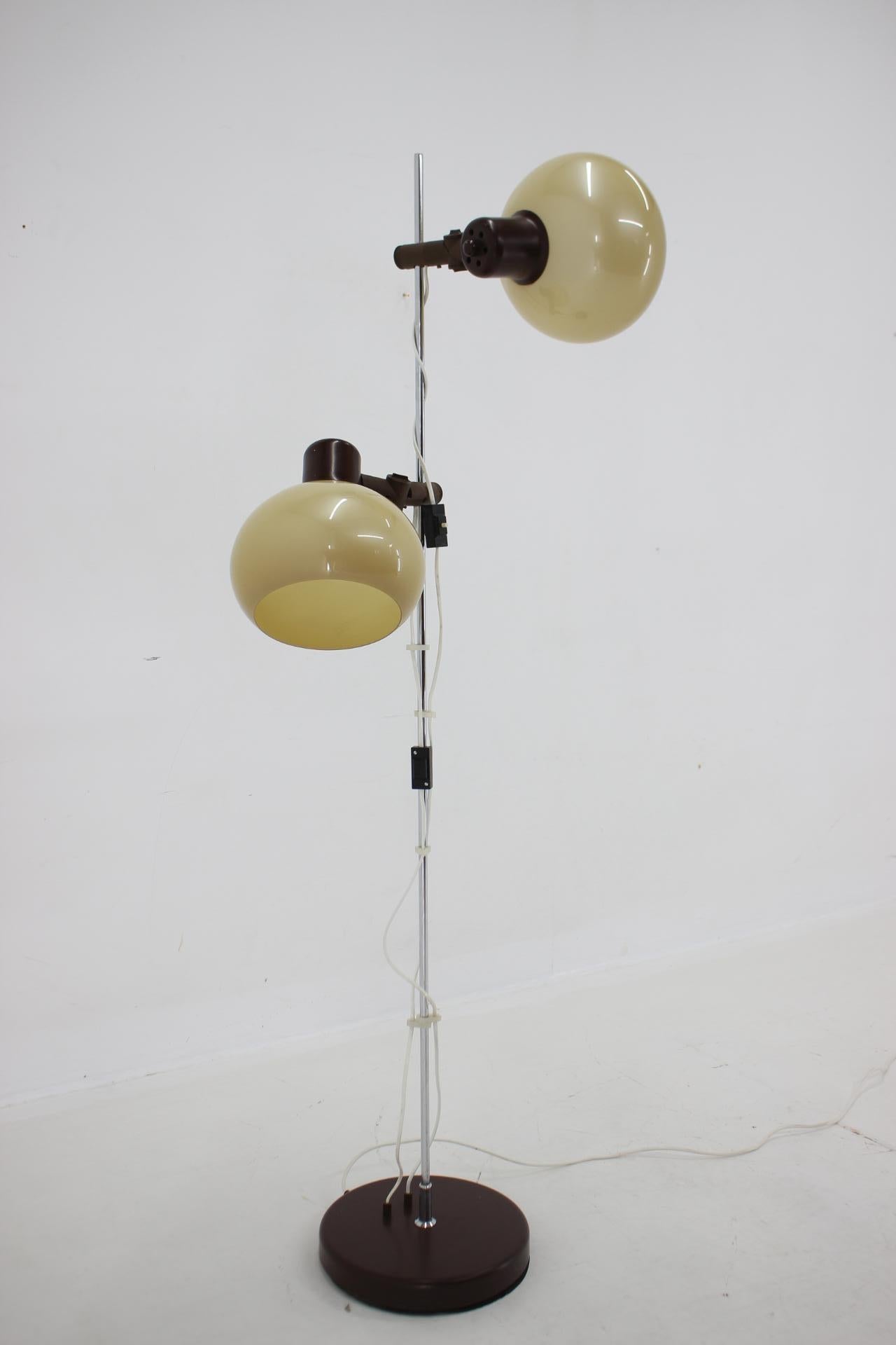 Hungarian 1970s Floor lamp with Plastic Lamp Shades, Hungary For Sale