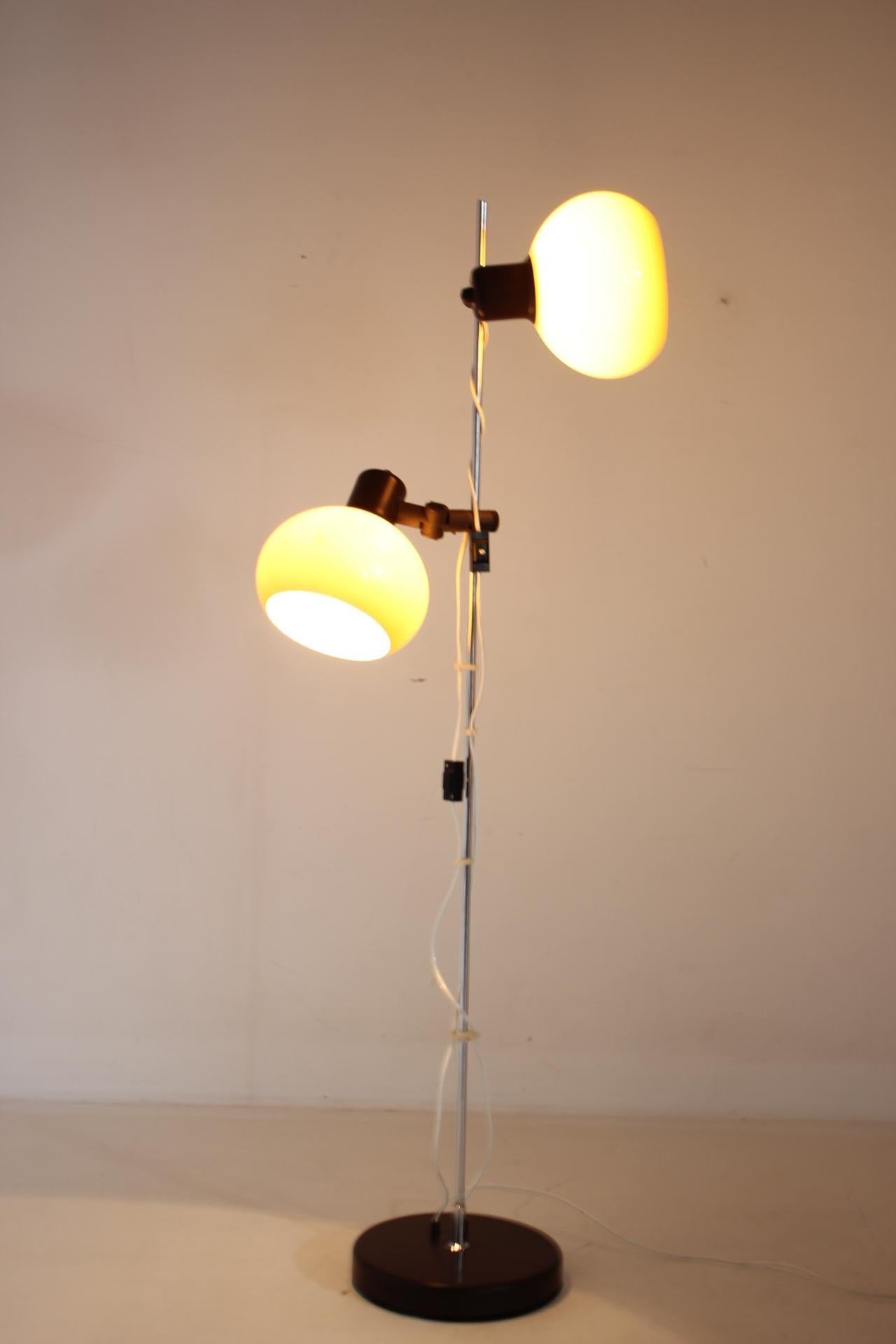 1970s Floor lamp with Plastic Lamp Shades, Hungary In Good Condition For Sale In Praha, CZ