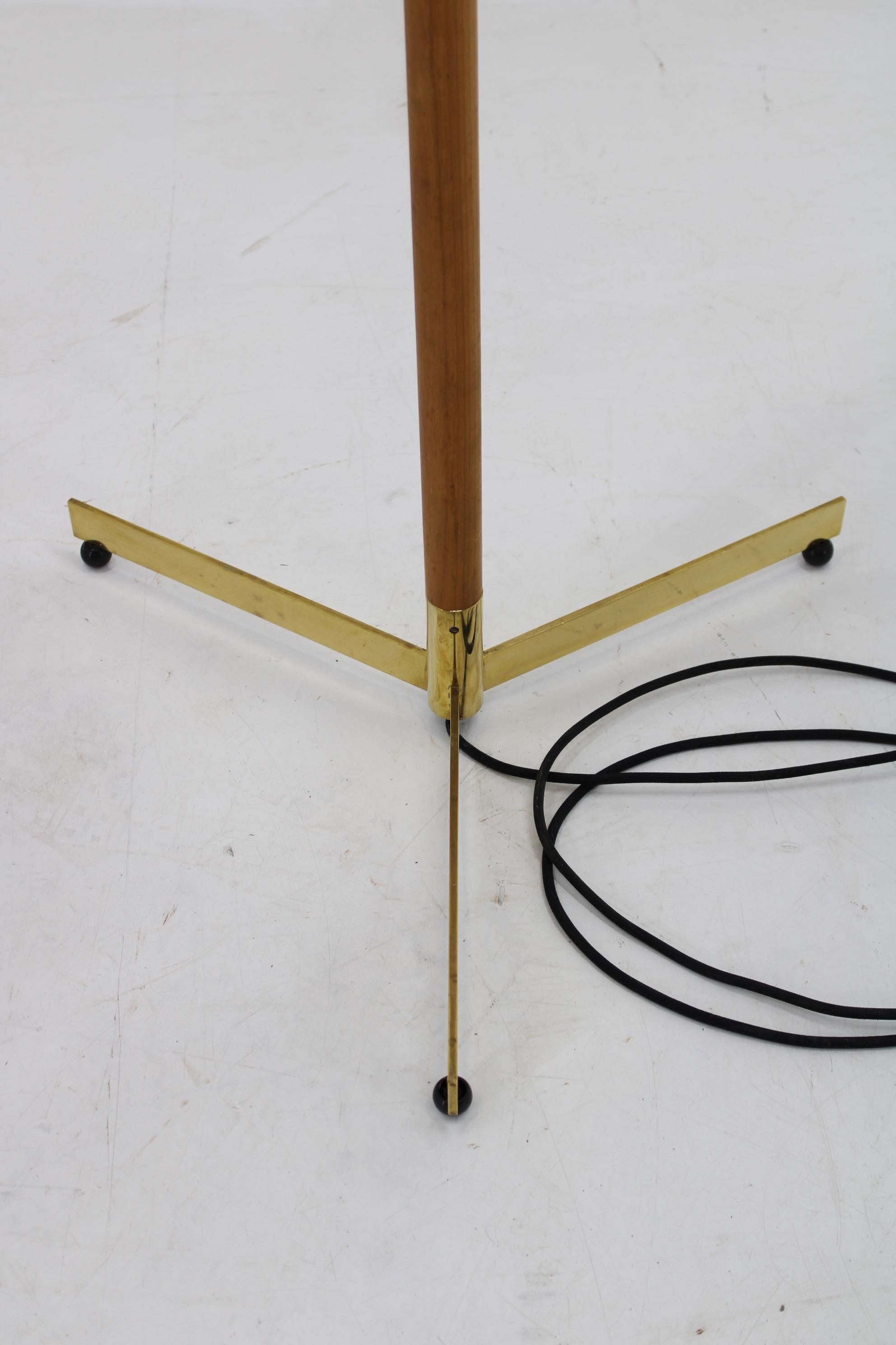 Late 20th Century 1970s Floor Lamp with Veneer Lamp Shade , Czechoslovakia