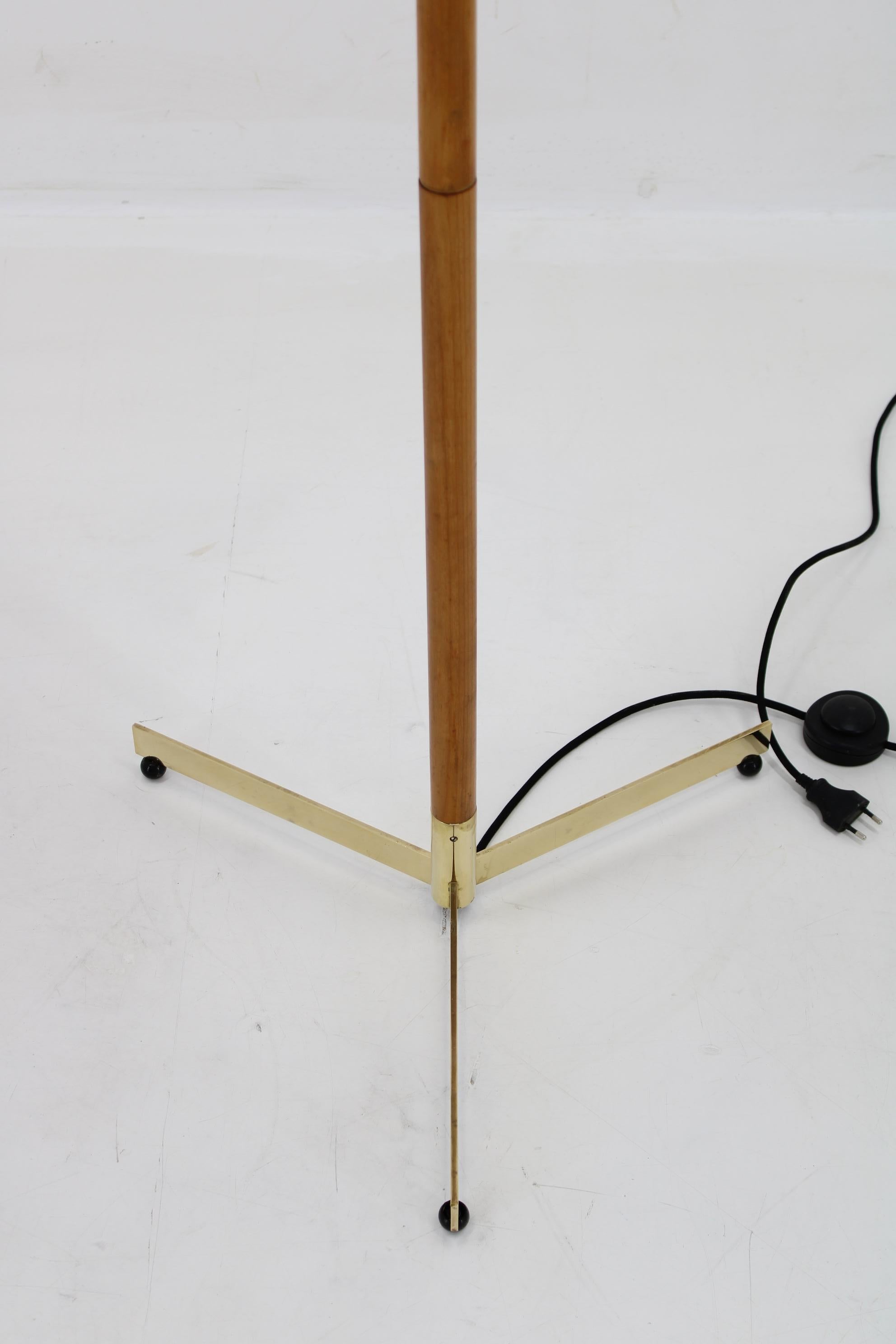 Late 20th Century 1970s Floor Lamp with Veneer Lamp Shade , Czechoslovakia