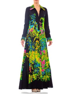 1970S MR. DINO Schwarzes Polyester-Jersey-Maxikleid mit Blumendruck