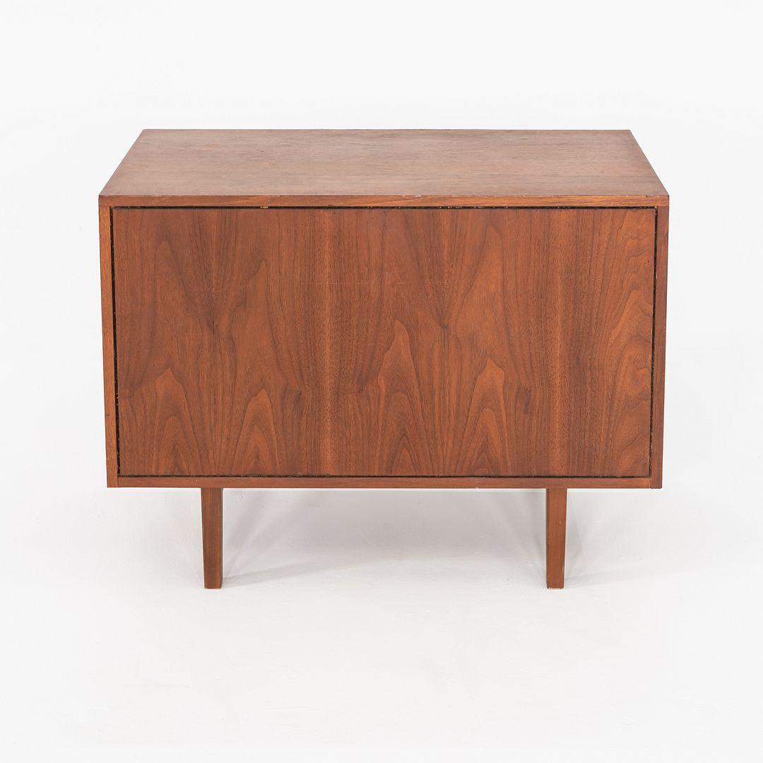 1970s Florence Knoll 2-Position Cabinet / Credenza in Walnut 36