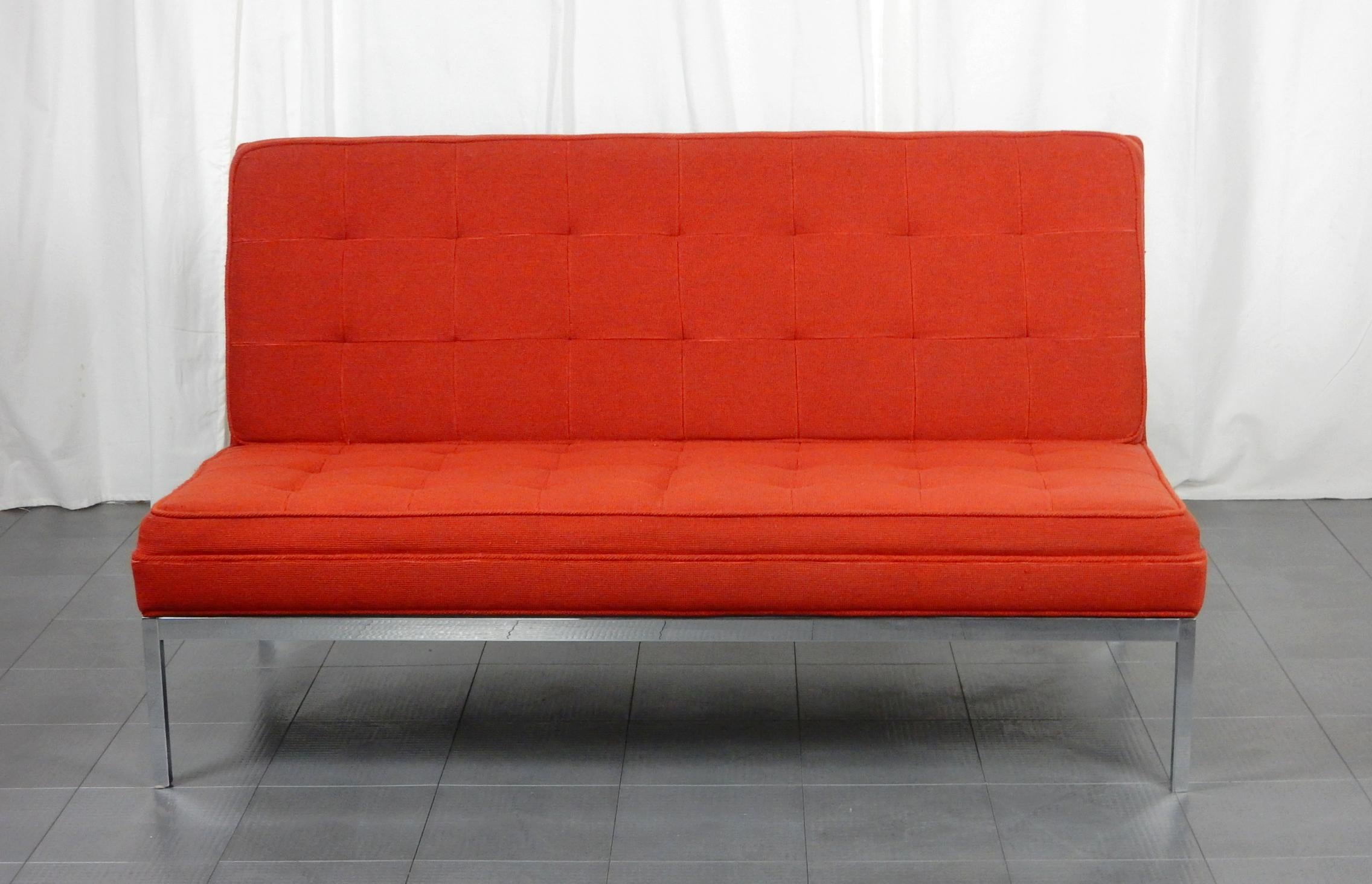 1970's Florence Knoll Armless Lounge Settee Sofa In Good Condition In Las Vegas, NV