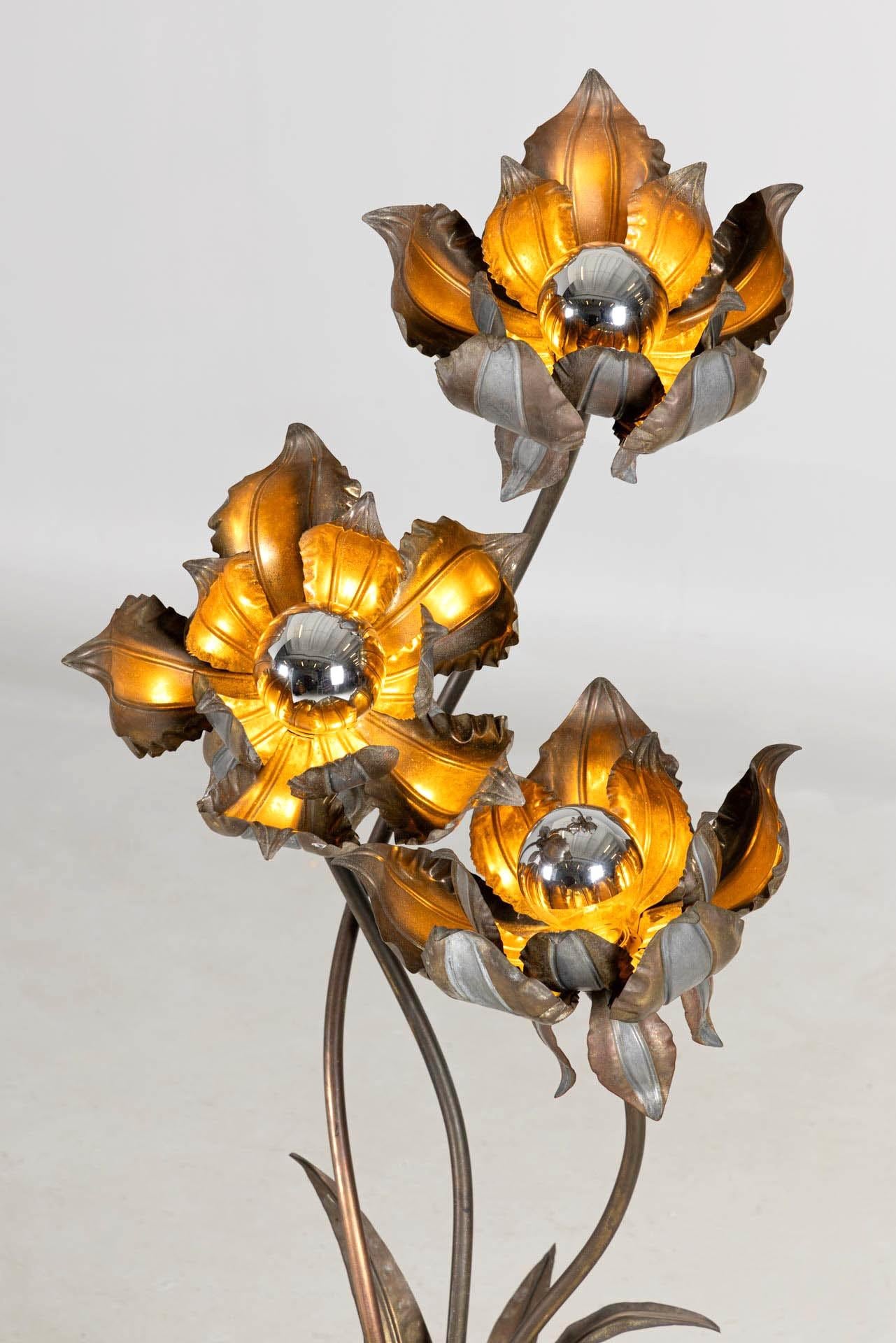 Mid-Century Modern 1970s Flower Floor Lamp, attributed to Henri Fernandez, France
