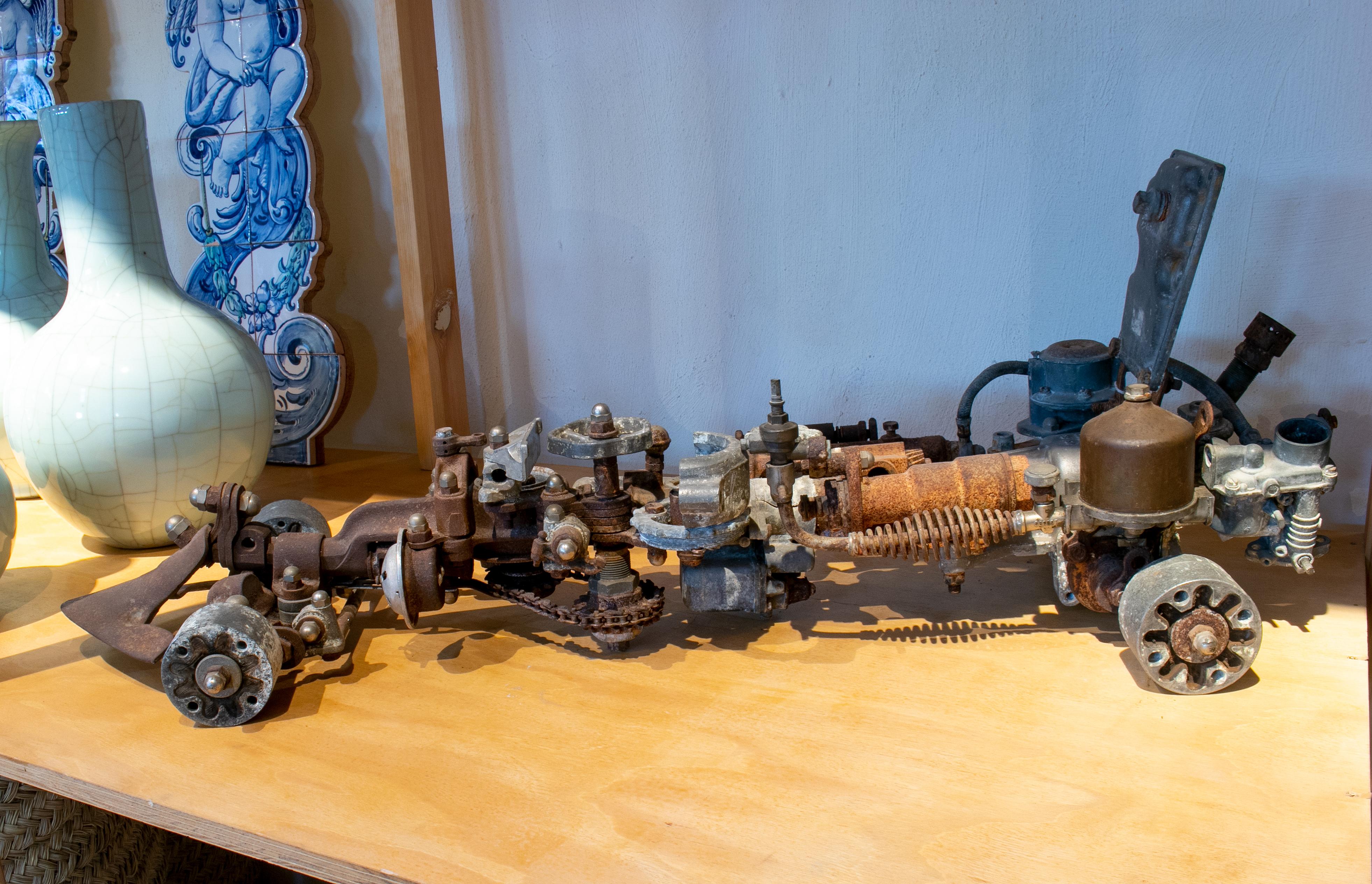 1970s Formula 1 Car Sculpture Made with Assorted Old Mechanical Metal Pieces In Good Condition For Sale In Marbella, ES