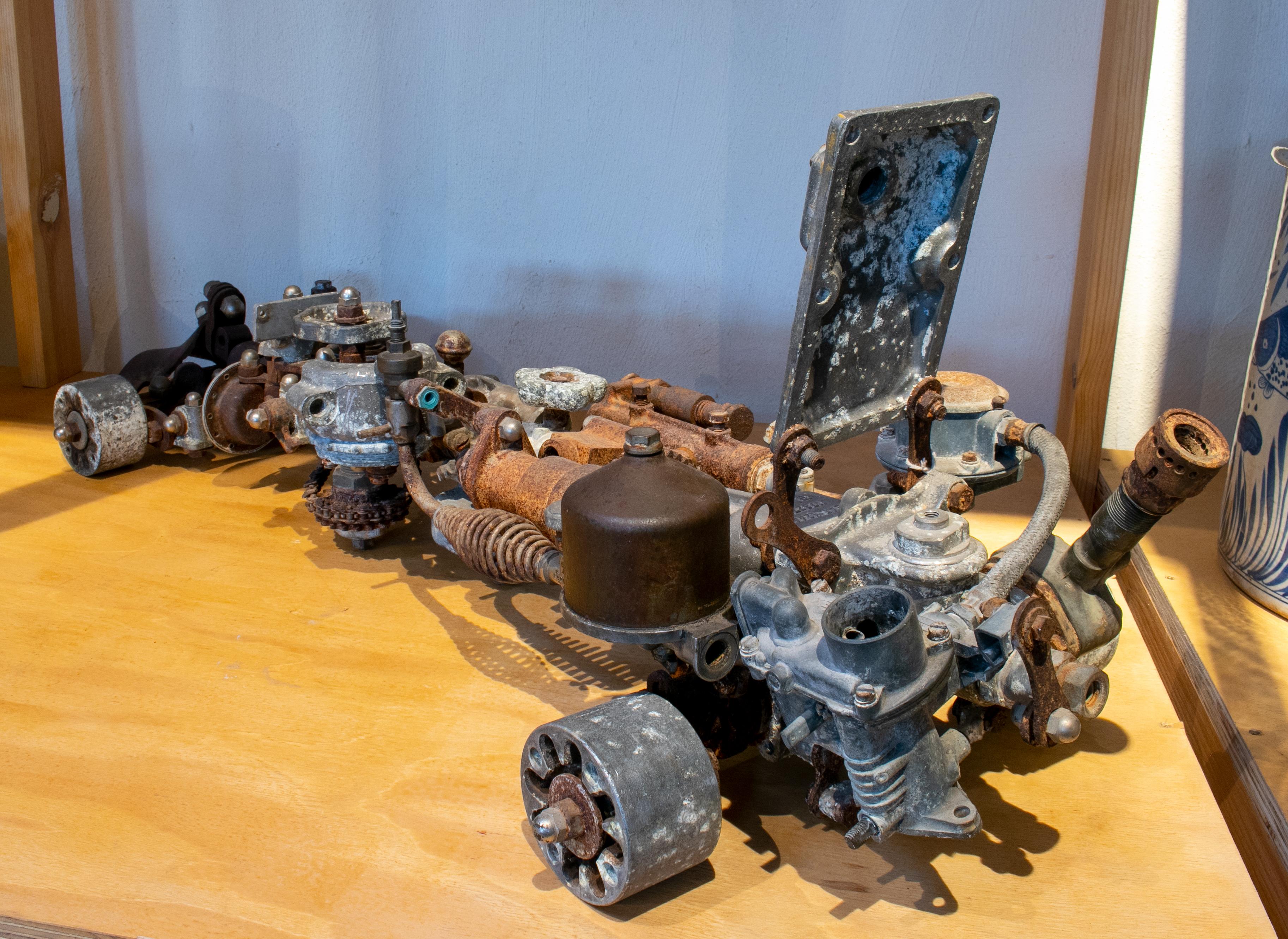 1970s Formula 1 Car Sculpture Made with Assorted Old Mechanical Metal Pieces For Sale 4