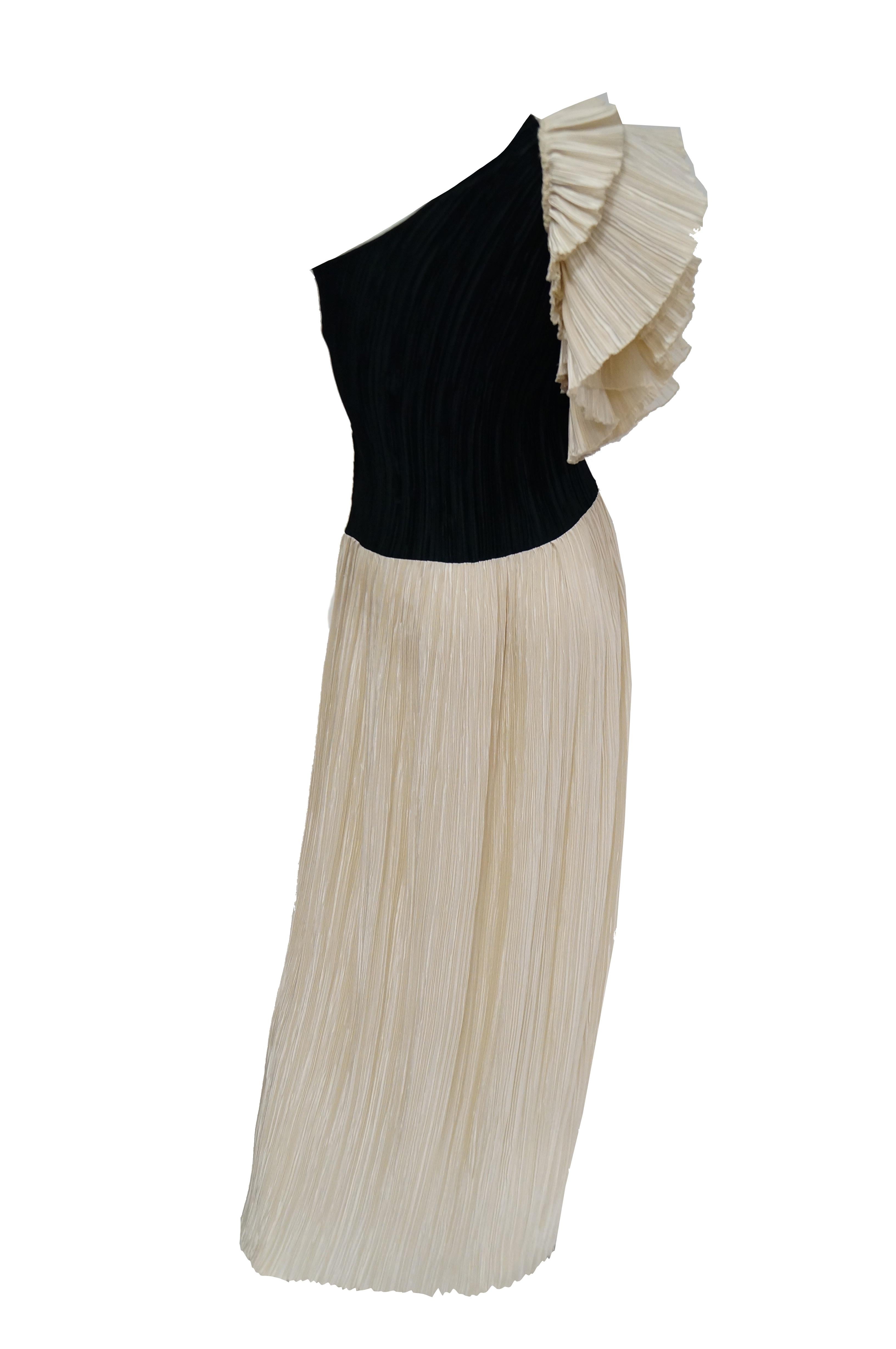  1970s Fortuny Style Off the Shoulder Black and White Pleated Dress For Sale 1