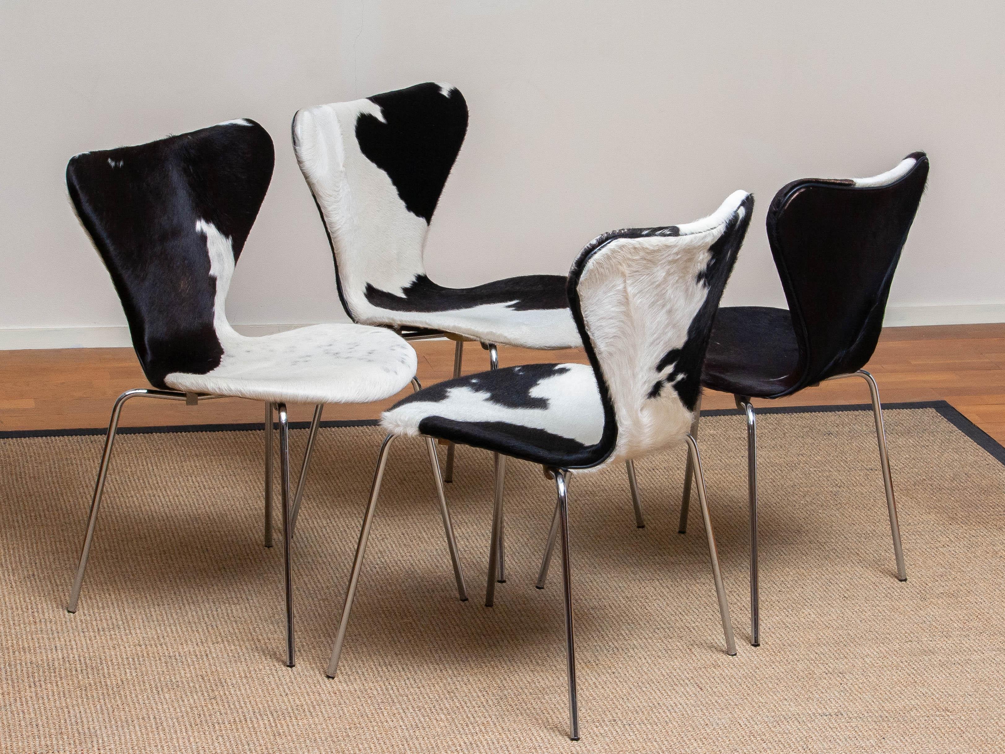 1970s, Four Cowhide Fur Dining Chairs by Arne Jacobsen & Fritz Hansen Model 3107 7