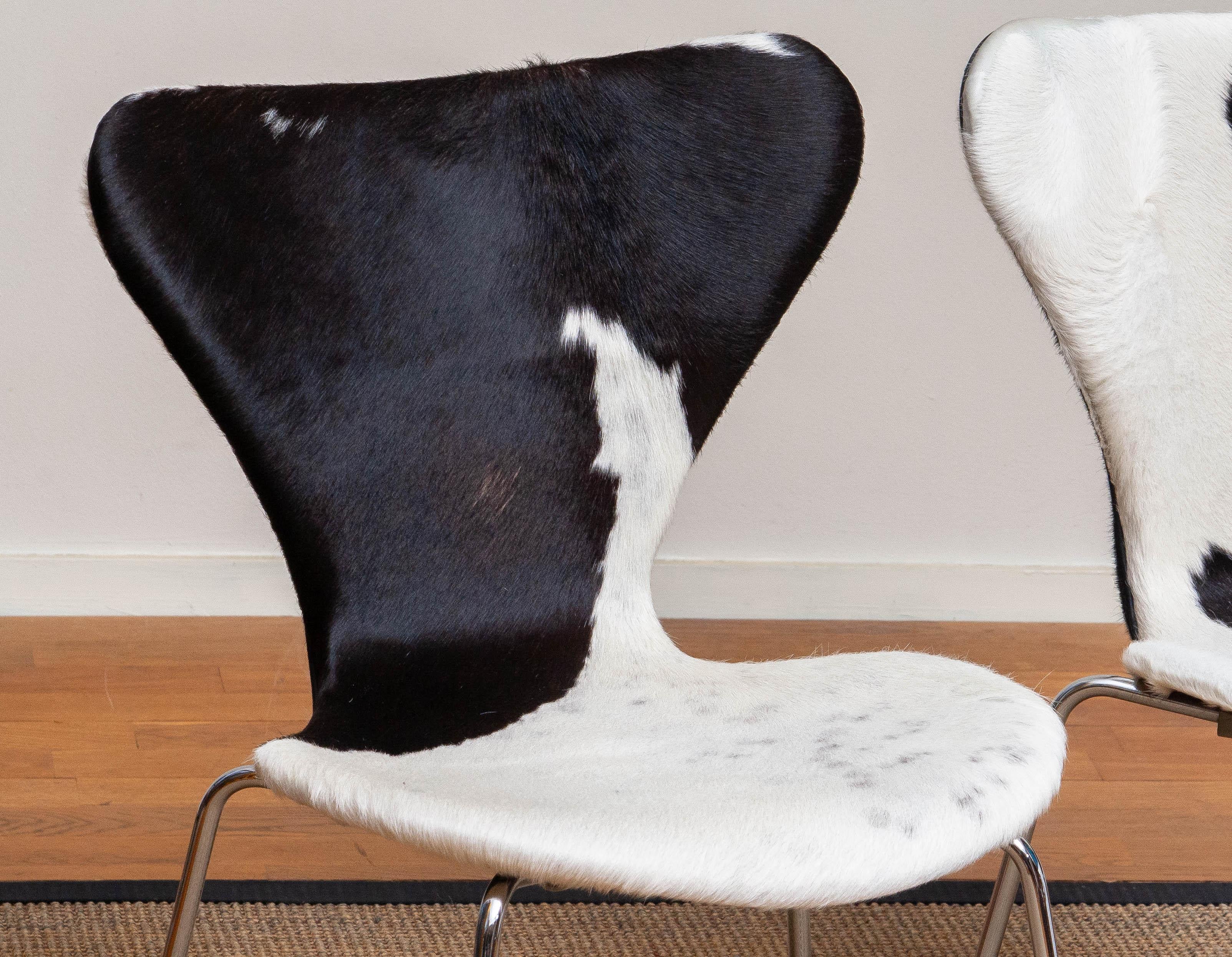 Late 20th Century 1970s, Four Cowhide Fur Dining Chairs by Arne Jacobsen & Fritz Hansen Model 3107