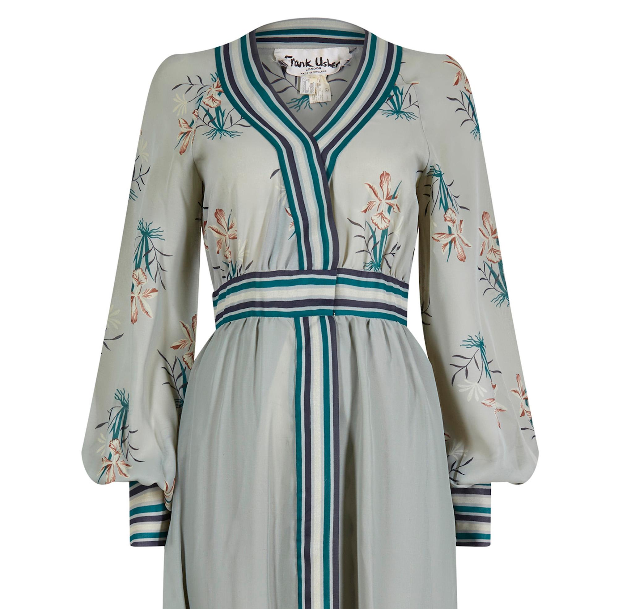 1970s Frank Usher Seafoam Green Chiffon Maxi Dress Pour femmes en vente