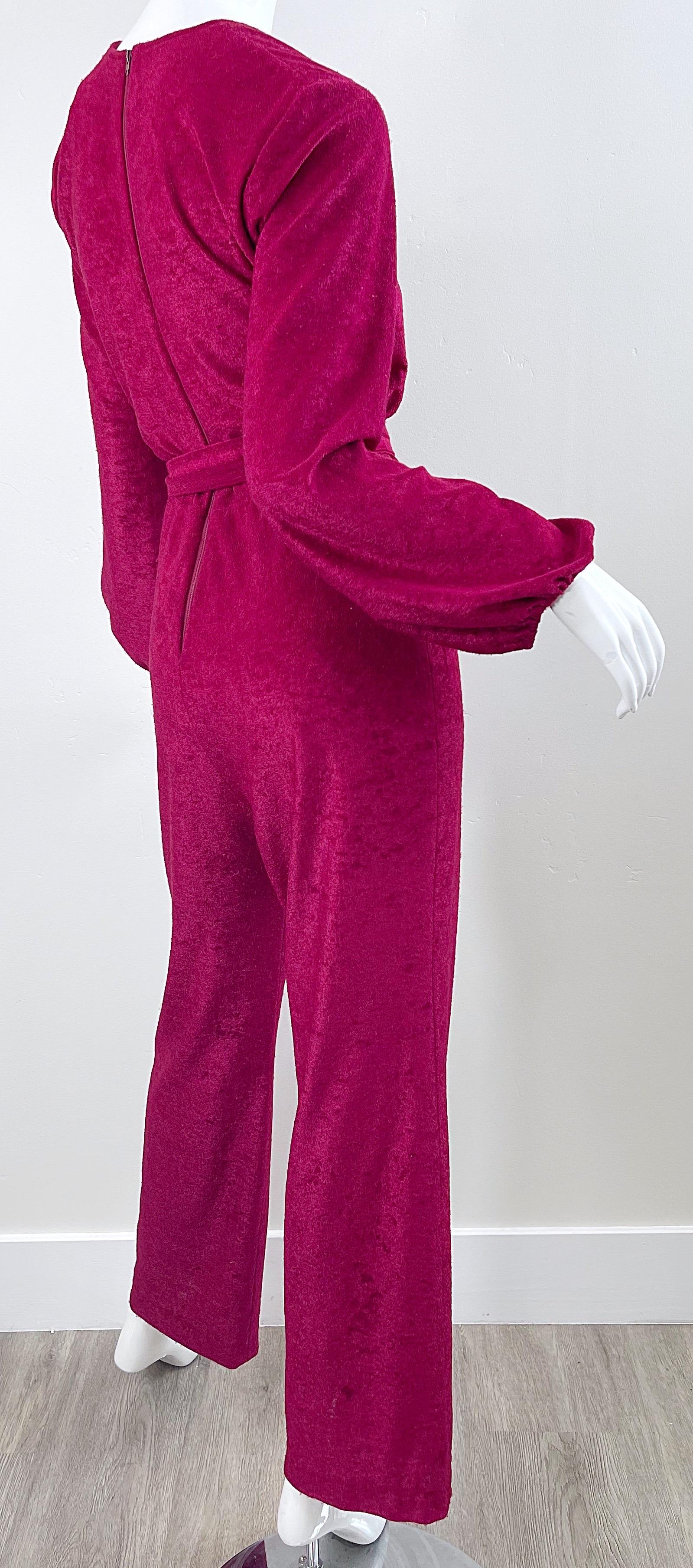 1970s Fredericks of Hollywood Burgundy Terrycloth Velour Vintage 60s Jumpsuit For Sale 7
