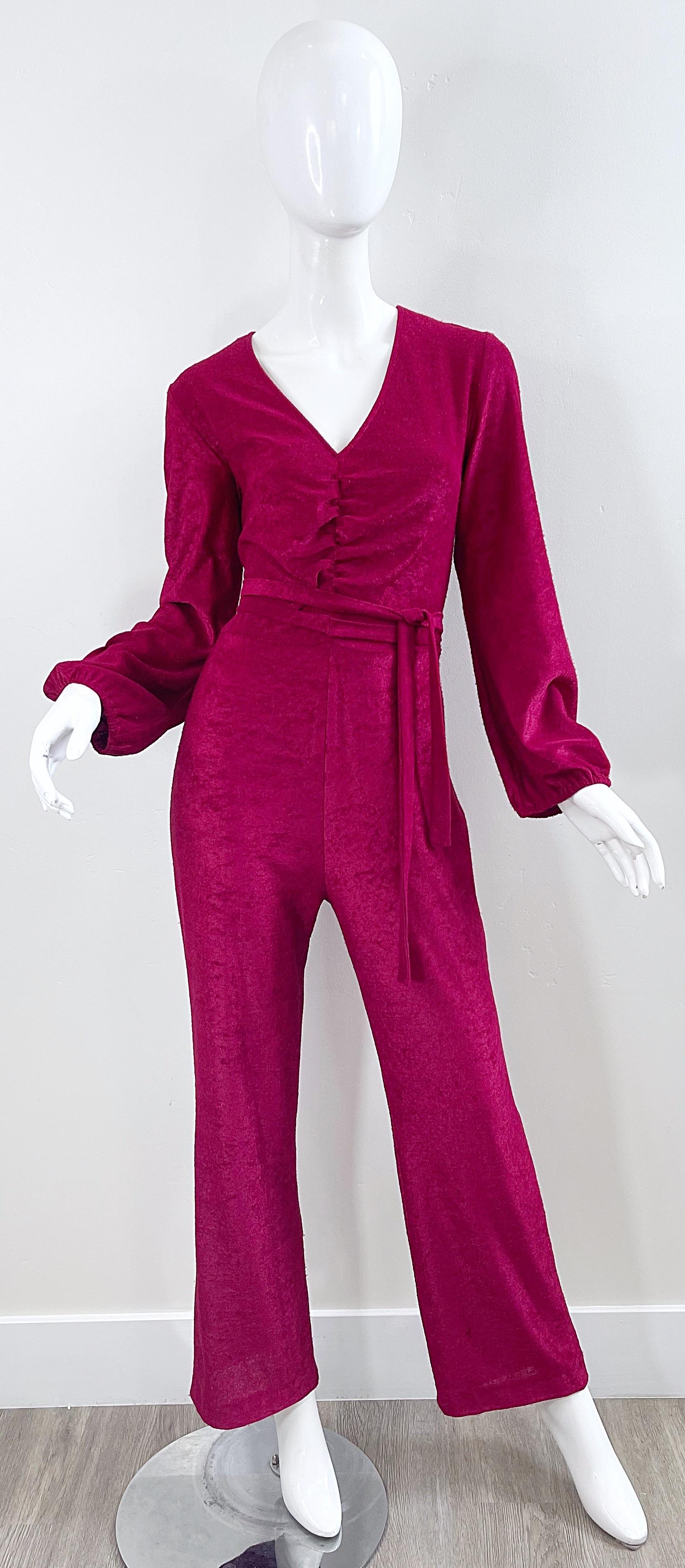 1970s Fredericks of Hollywood Burgundy Terrycloth Velour Vintage 60s Jumpsuit For Sale 10