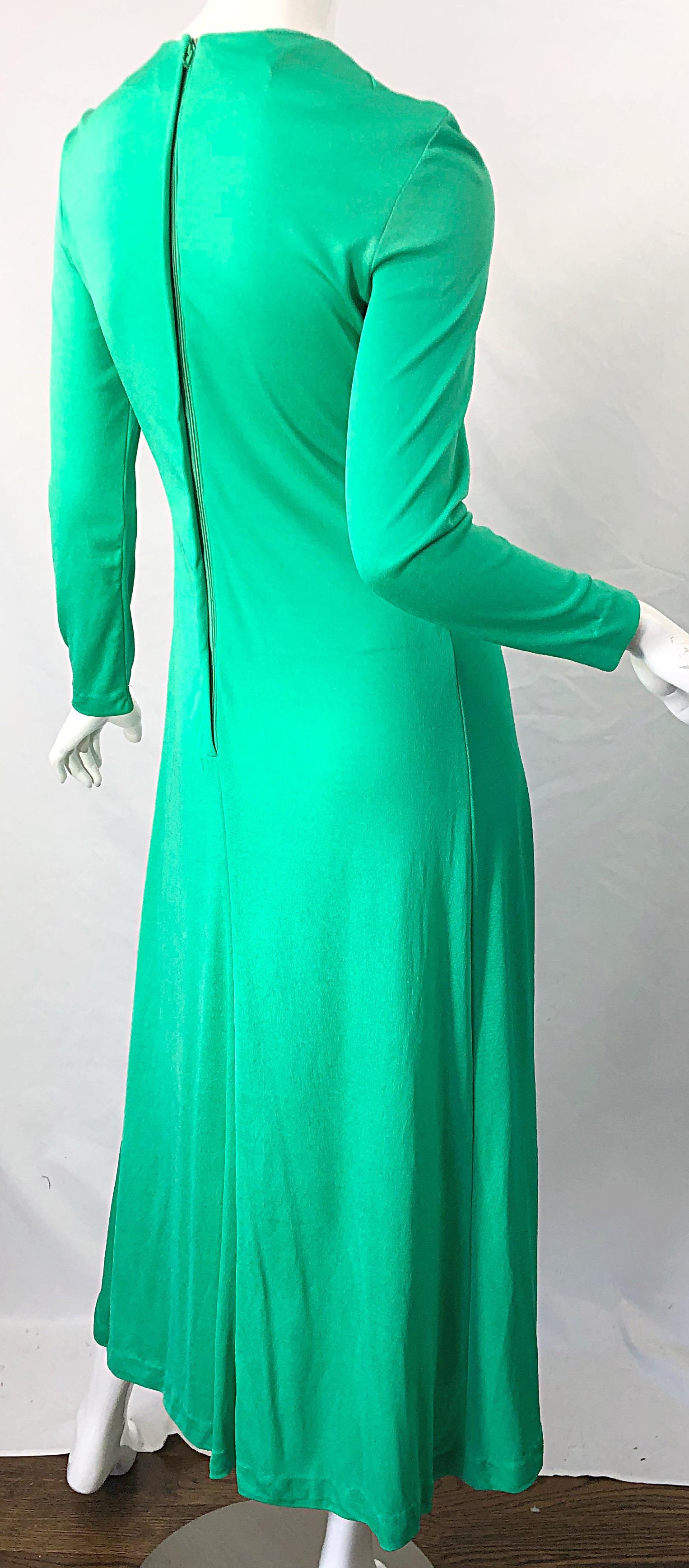 1970s Fredericks of Hollywood Kelly Green Vintage Jersey 70s Maxi Dress For Sale 4