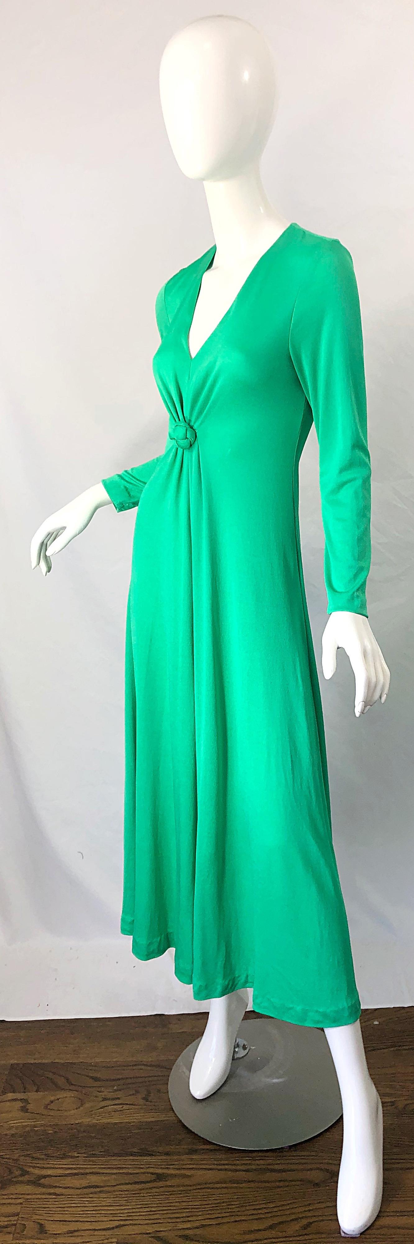 1970s Fredericks of Hollywood Kelly Green Vintage Jersey 70s Maxi Dress For Sale 5