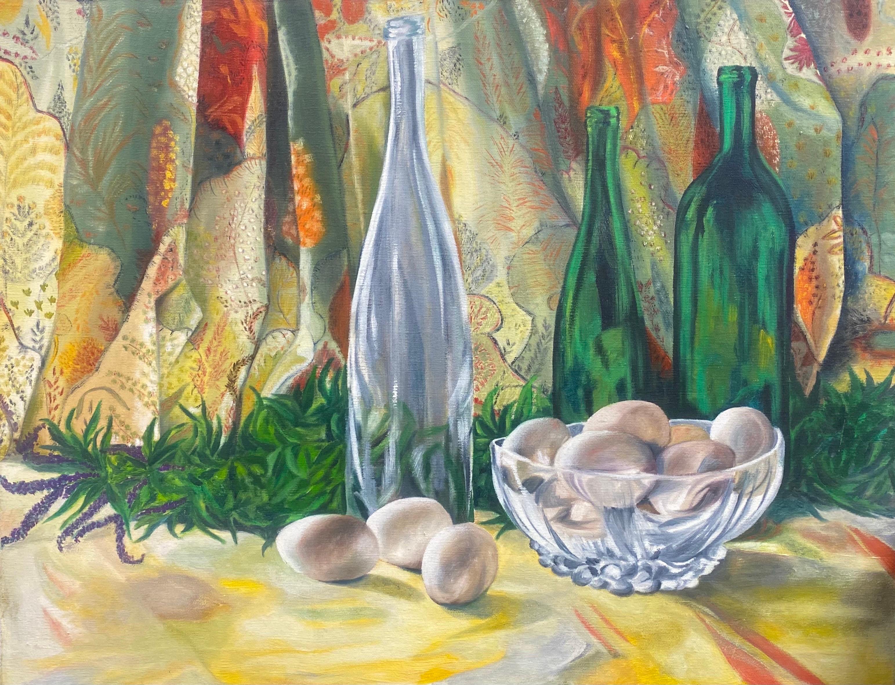 1970's French  Still-Life Painting – Großes französisches Stillleben aus den 1970er Jahren, Ölgemälde mit grünen Flaschen, Innenszene