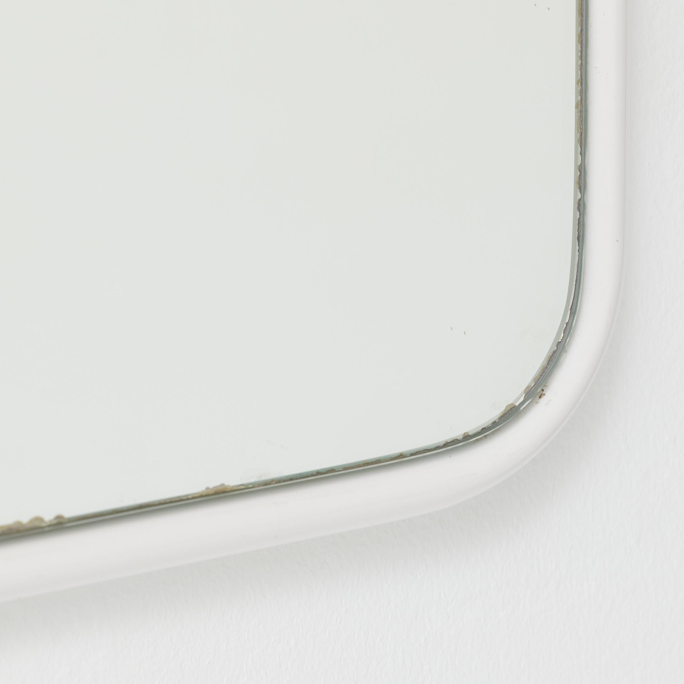 1970s French Arch Mirror with Lacquered White Frame For Sale 2