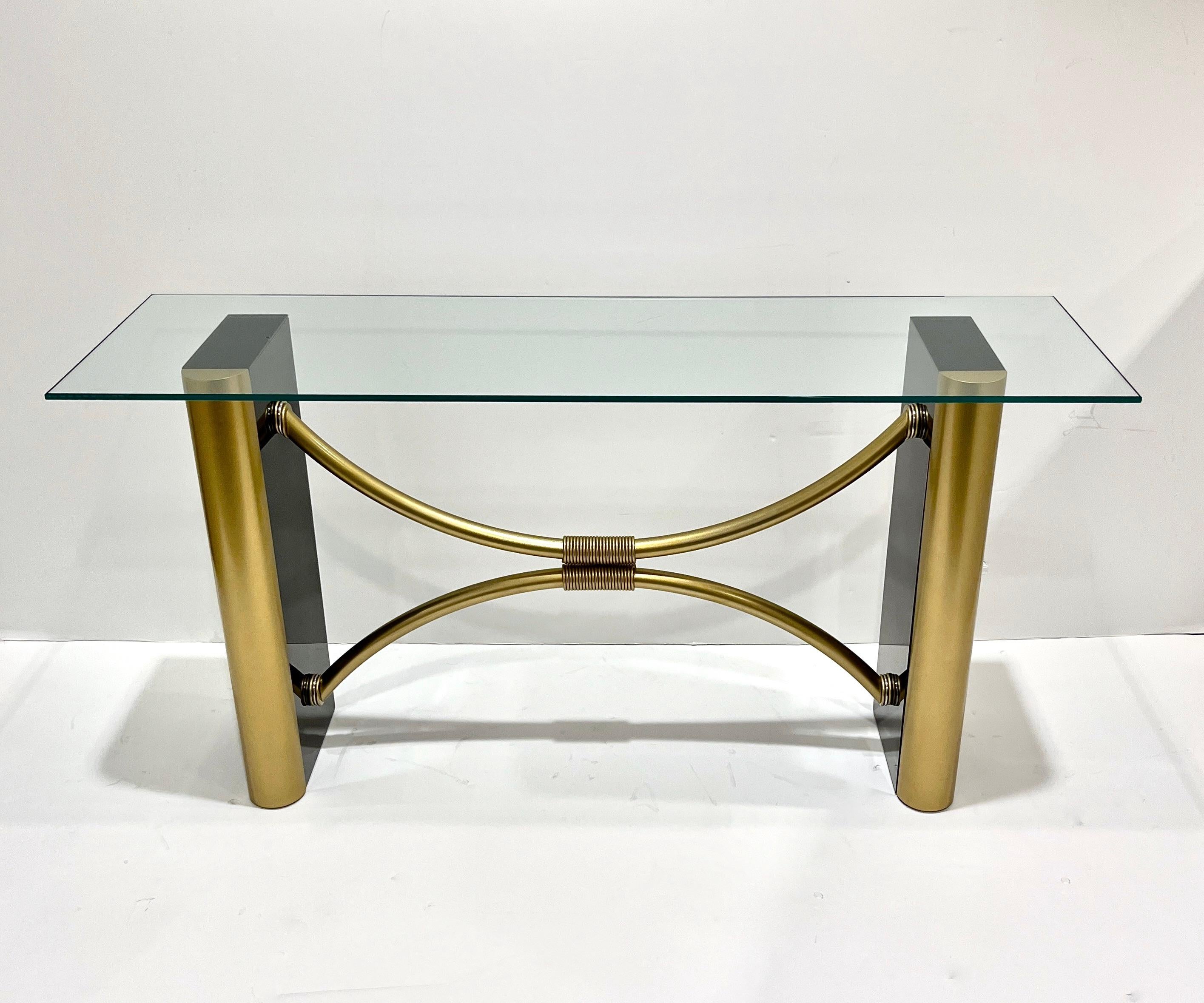 1970er Jahre Französisch Art Deco-Stil Schwarz-Gold Konsolentisch zugeschrieben Pierre Cardin (Handgefertigt) im Angebot