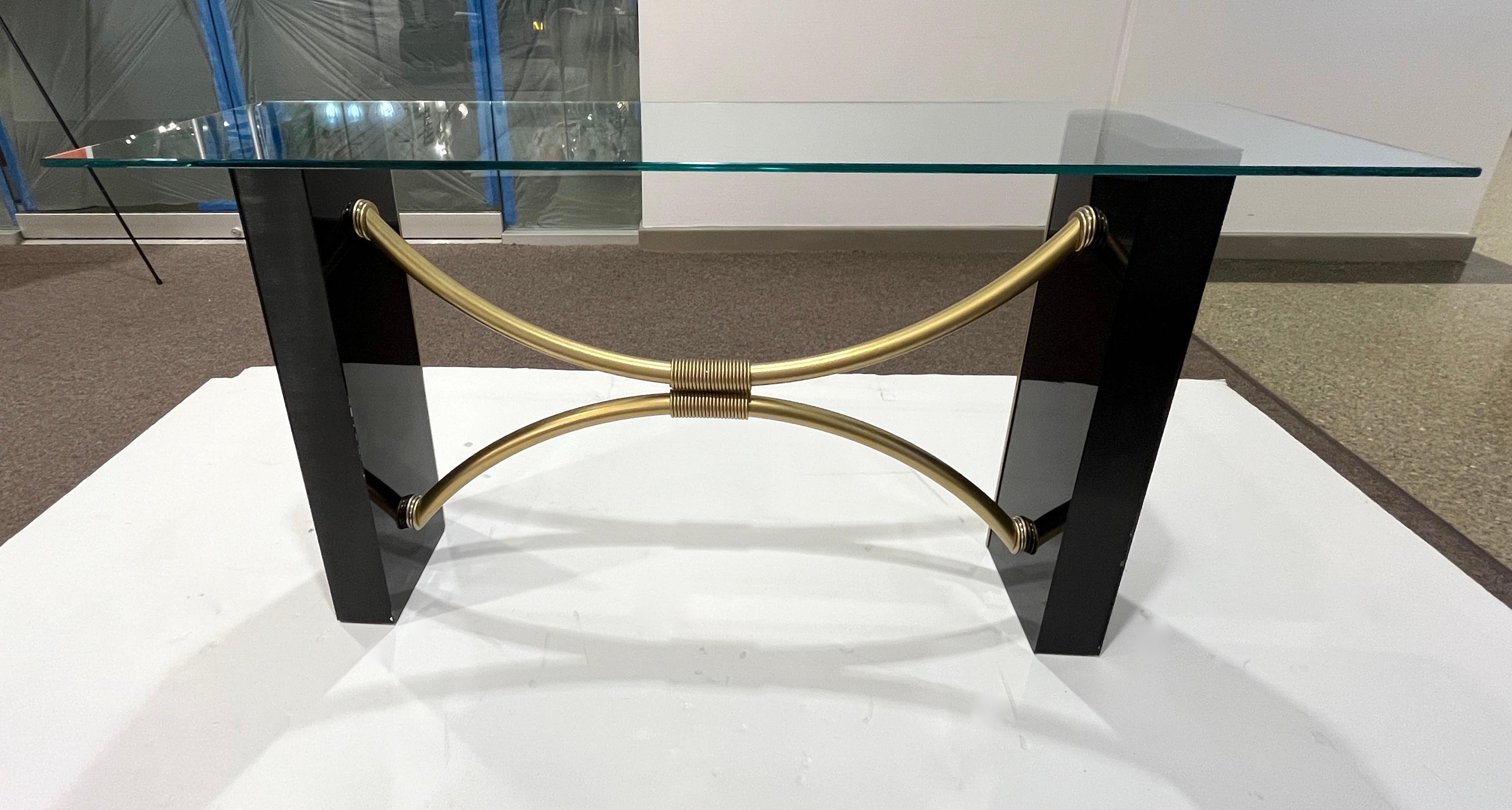 1970er Jahre Französisch Art Deco-Stil Schwarz-Gold Konsolentisch zugeschrieben Pierre Cardin (Metall) im Angebot