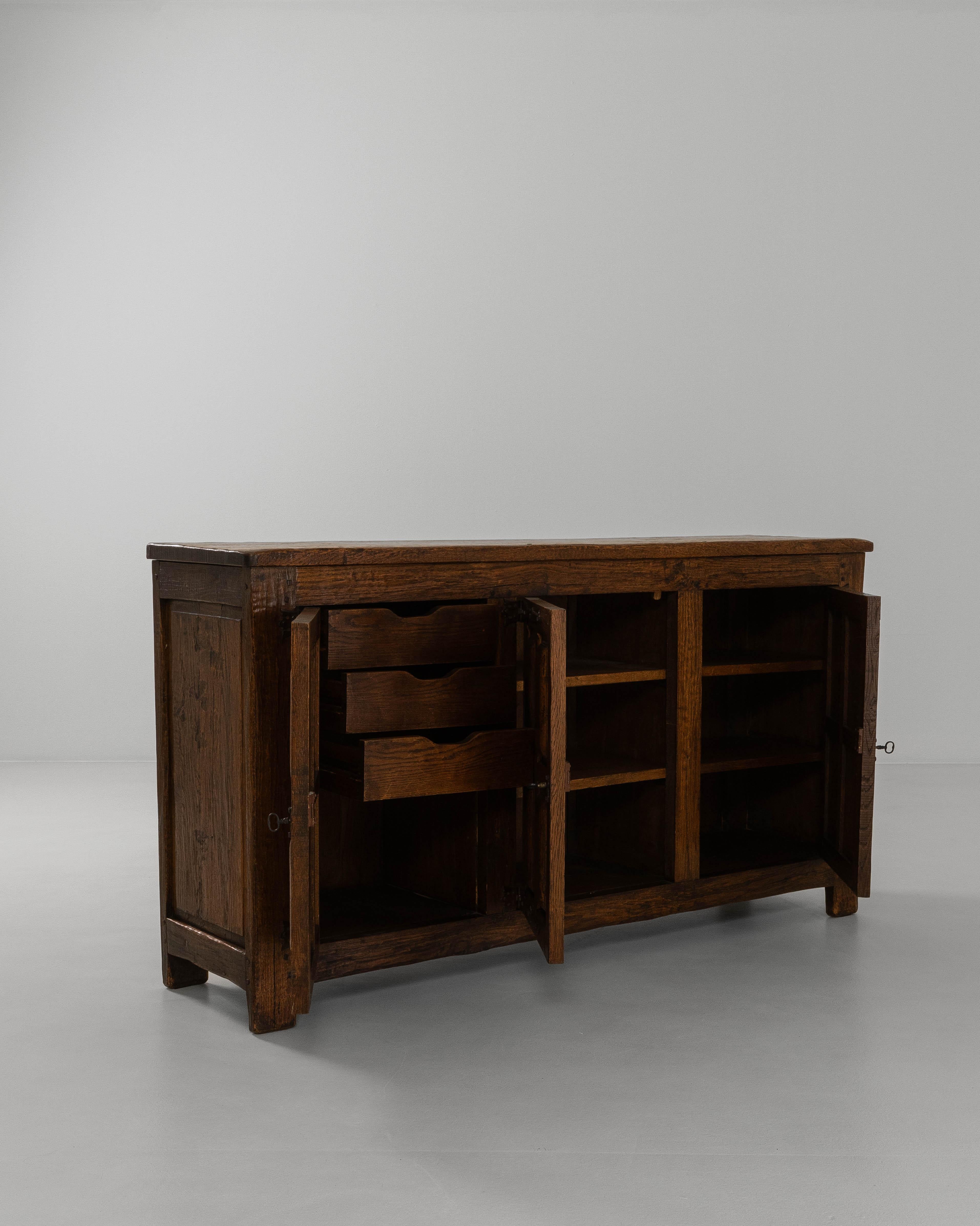 1970s French Baroque Oak Buffet With Iron Hardware For Sale 10