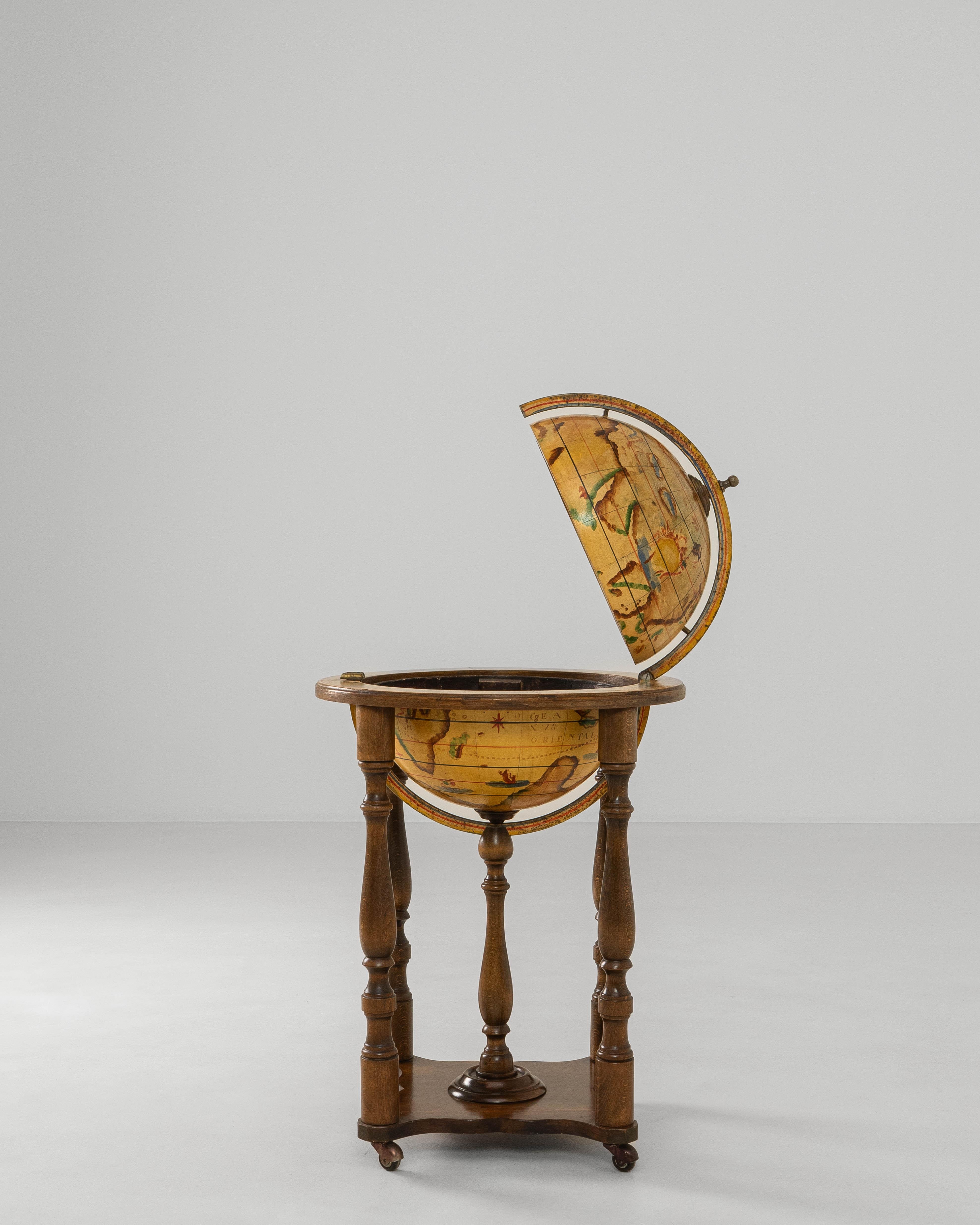 1970s French Baroque Style Globe Bar Cart With Wheels In Good Condition For Sale In High Point, NC