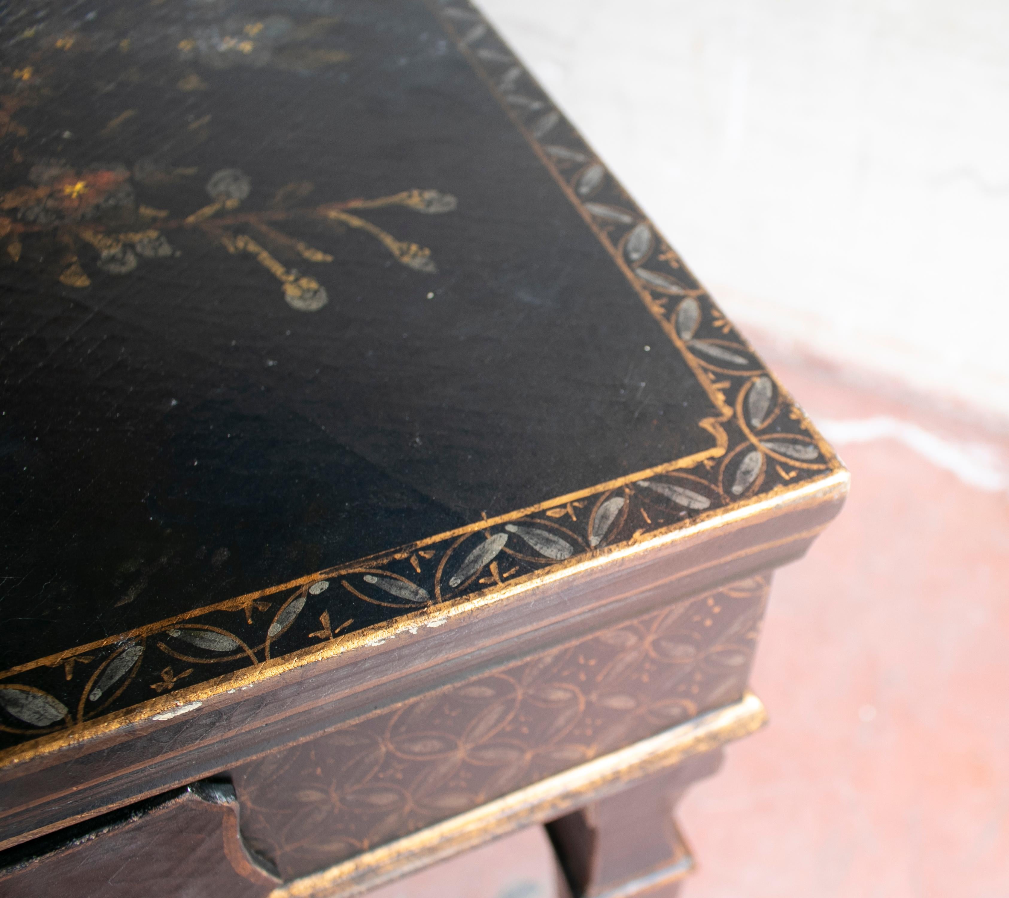 1970s French Black Lacquered One Drawer Table w/ Hand Painted Decorations 10