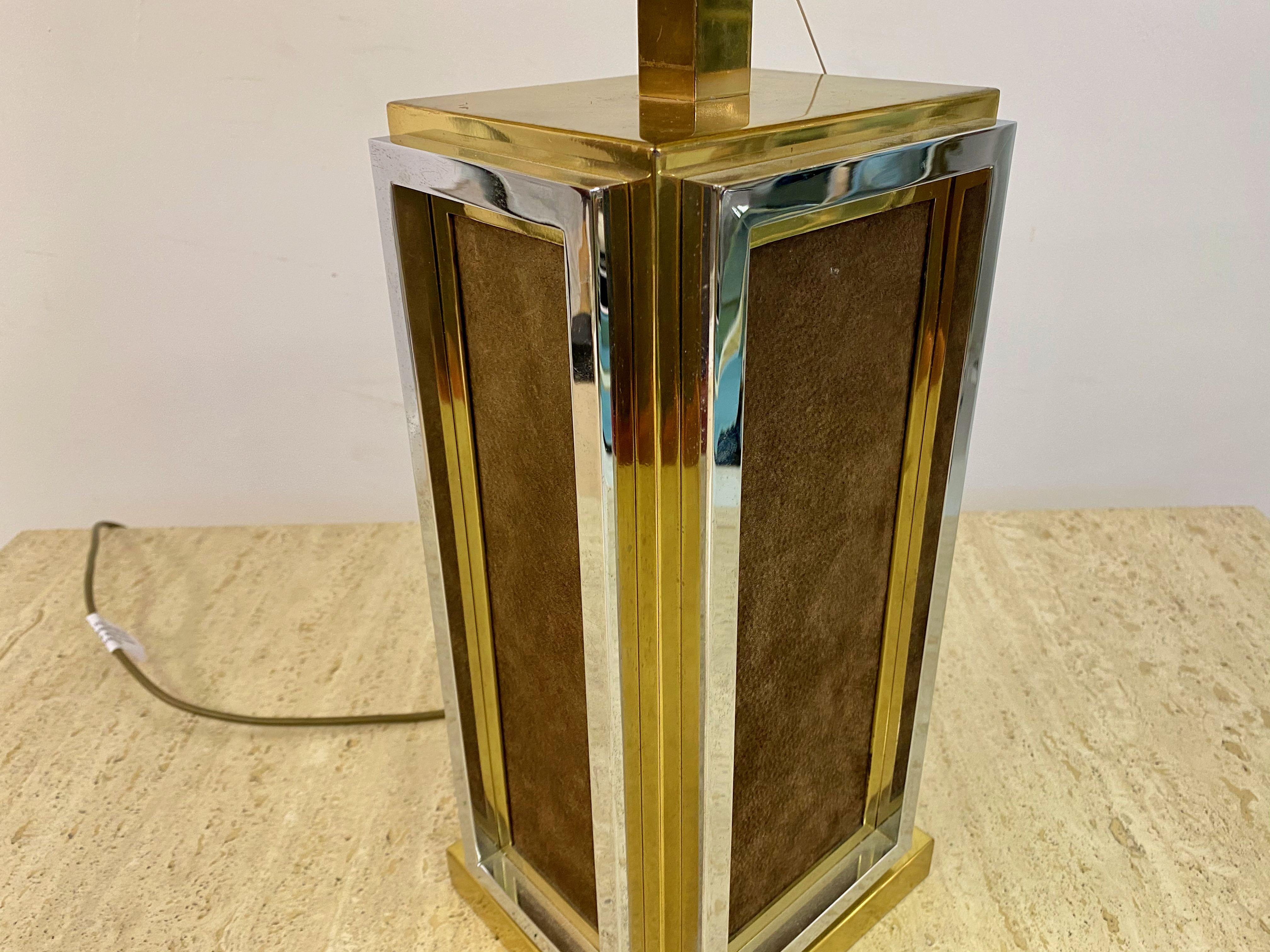 20th Century 1970s French Brass, Chrome and Leather Table Lamp by Maison Jansen For Sale
