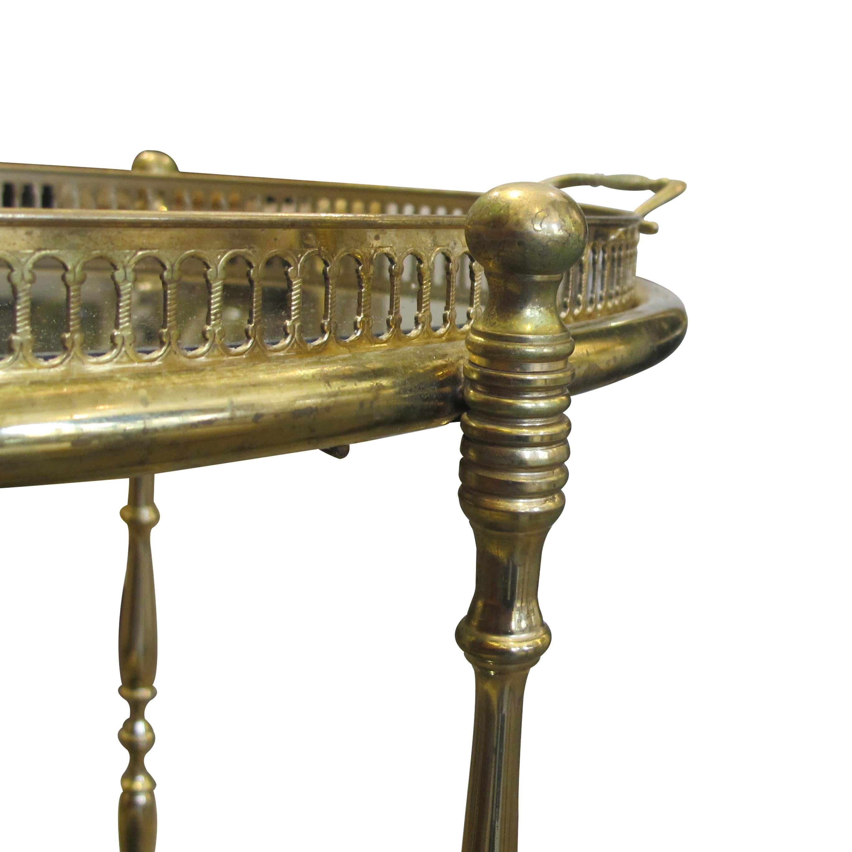 1970s French Brass Oval Serving Bar Cart with Tray on Wheels For Sale 2