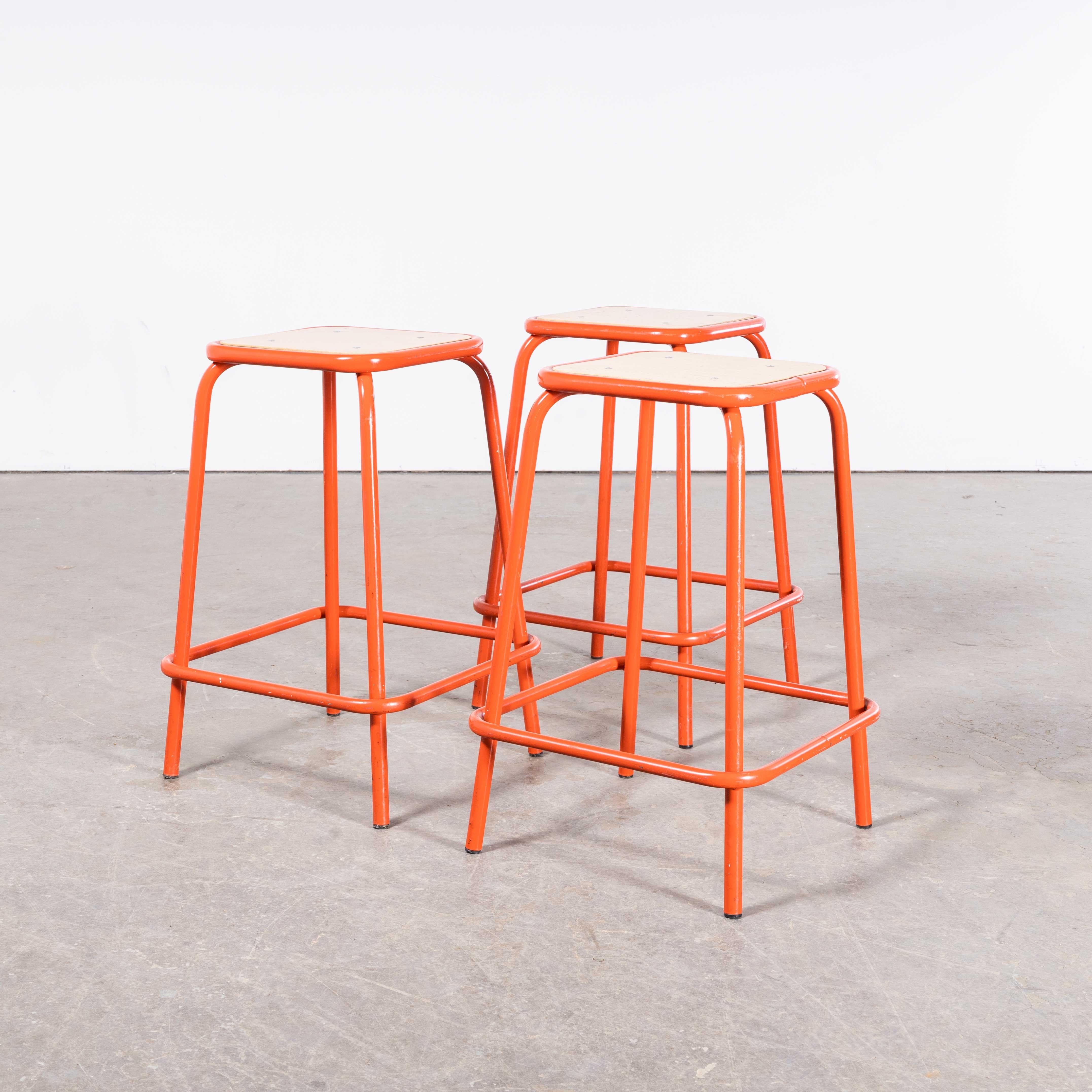 1970’s French Bright Red Laboratory Stools – Set Of Three
1970’s French Bright Red Laboratory Stools – Set Of Three. Good honest lab stools, heavy steel frames with solid heavy birch ply seats. We clean them and check all fixings, they are good to