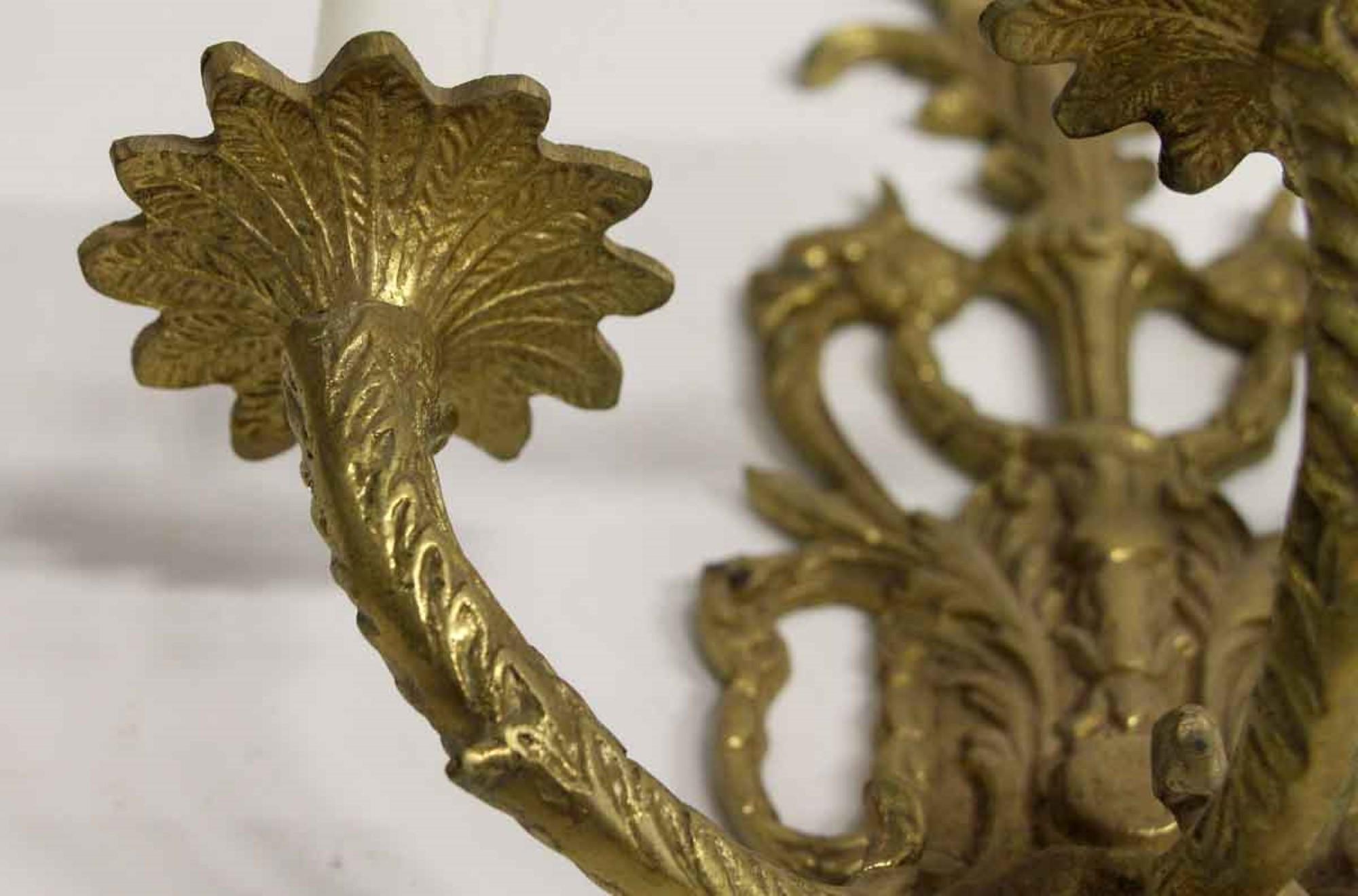 1970s Pair French Cast Brass Wall Sconce 3 Arm Foliage For Sale 3
