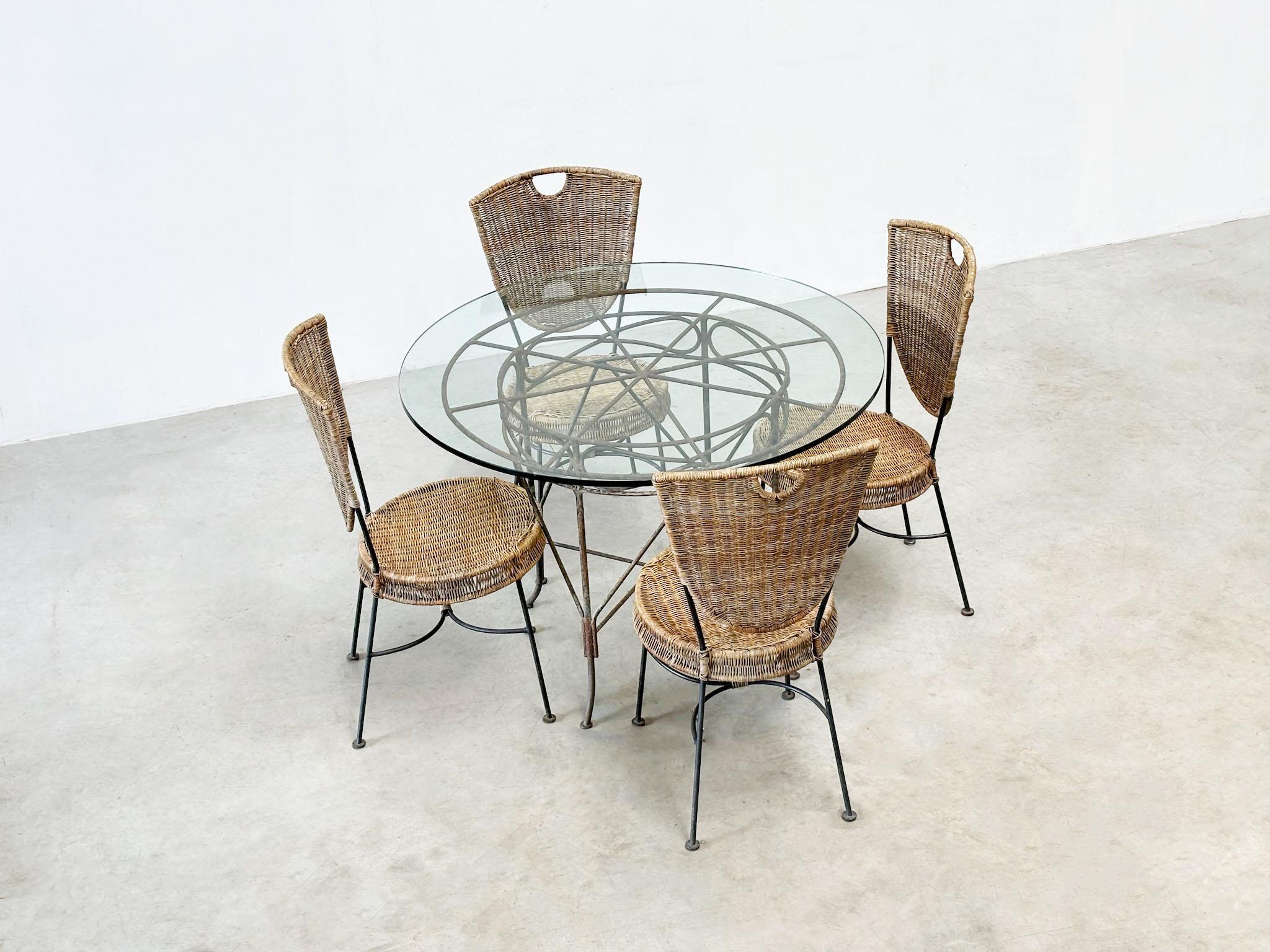Mesa de comedor de exterior o jardín francesa de hierro fundido de los años 70 finales del siglo XX en venta