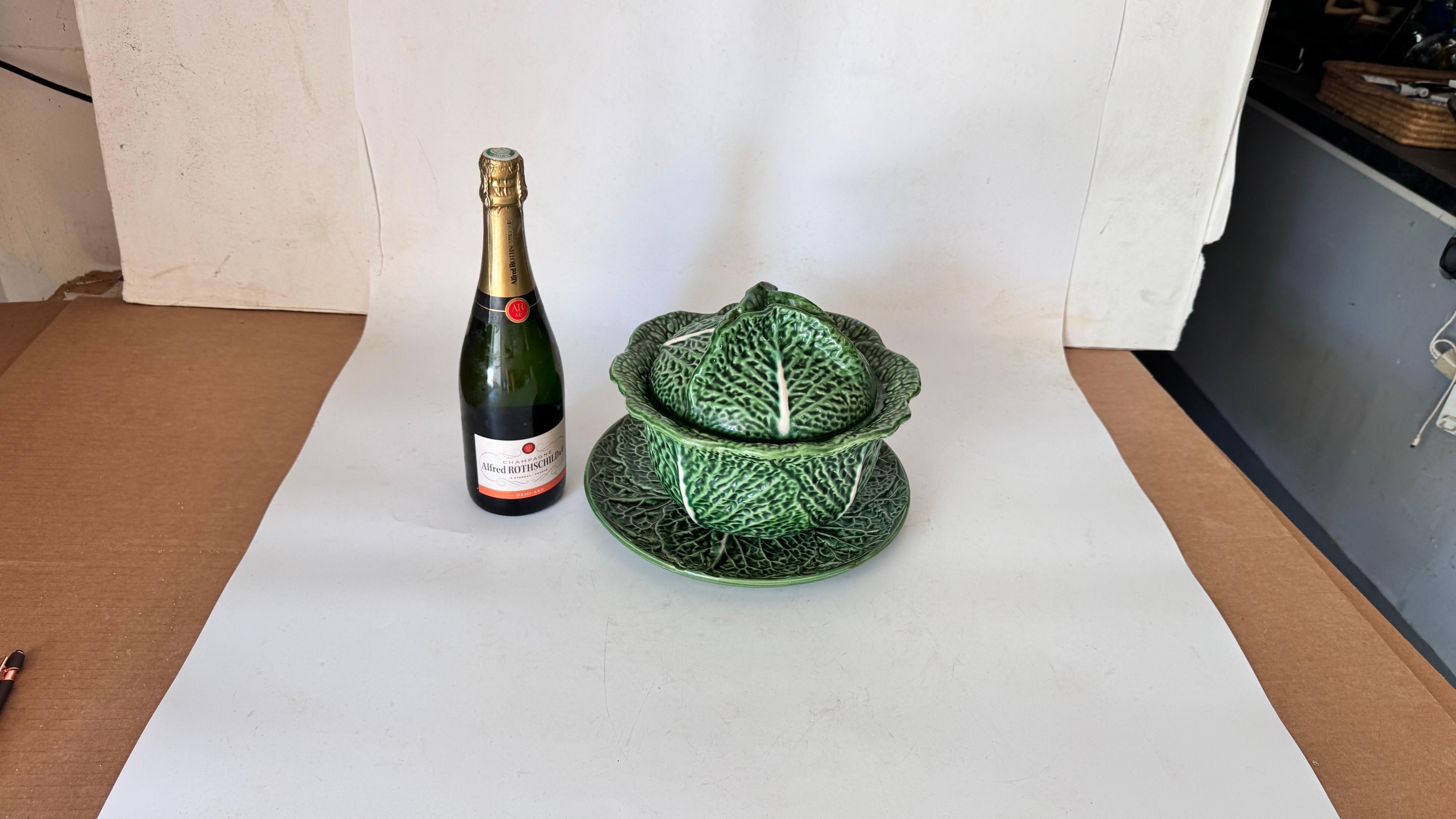 Soupière chou-fleur des années 1970 avec couvercle et base assortie en vente 7