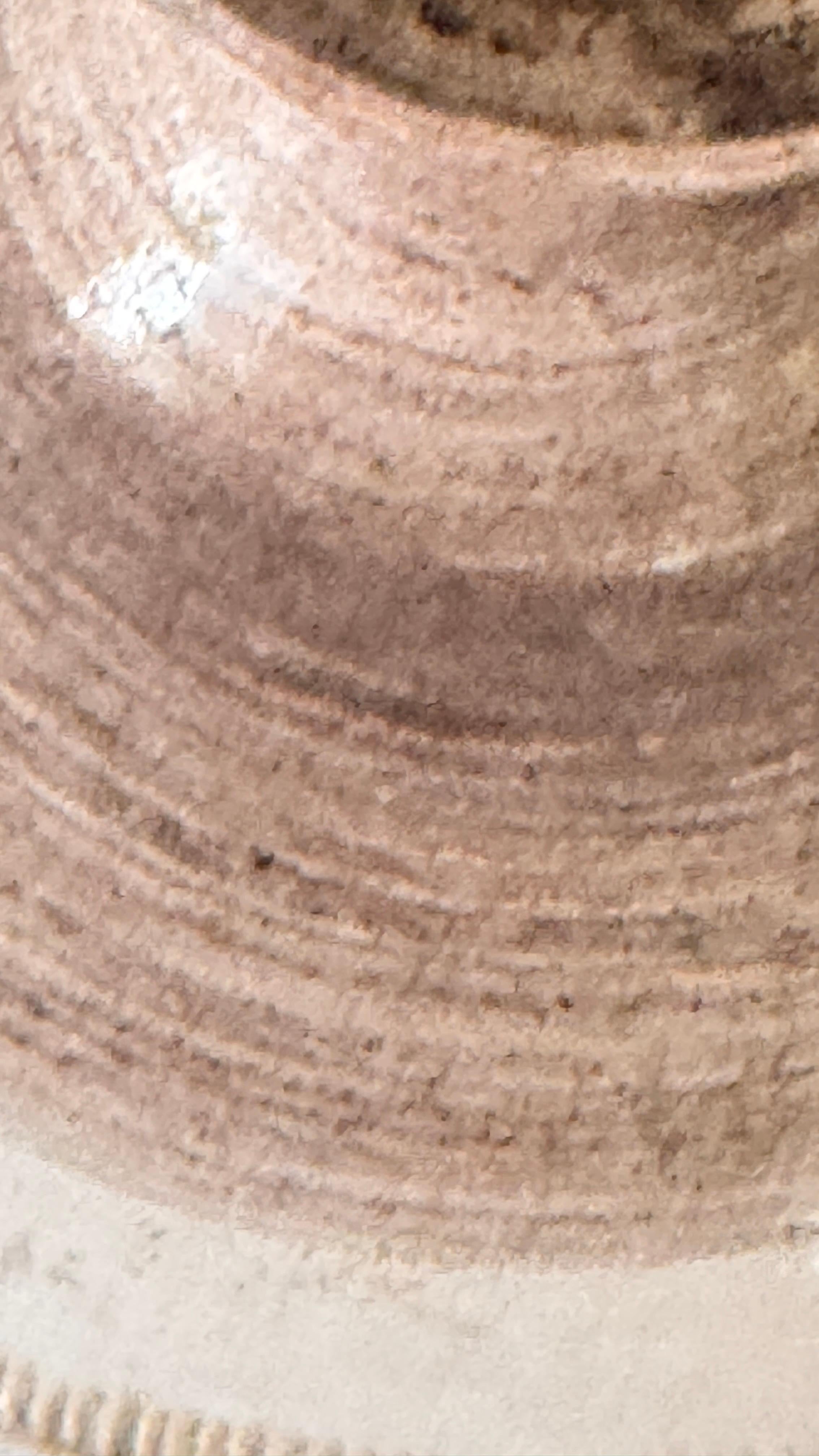 1970s French Ceramic Table Lamp – Beige Geometric Relief Design, Jean Besnard For Sale 4