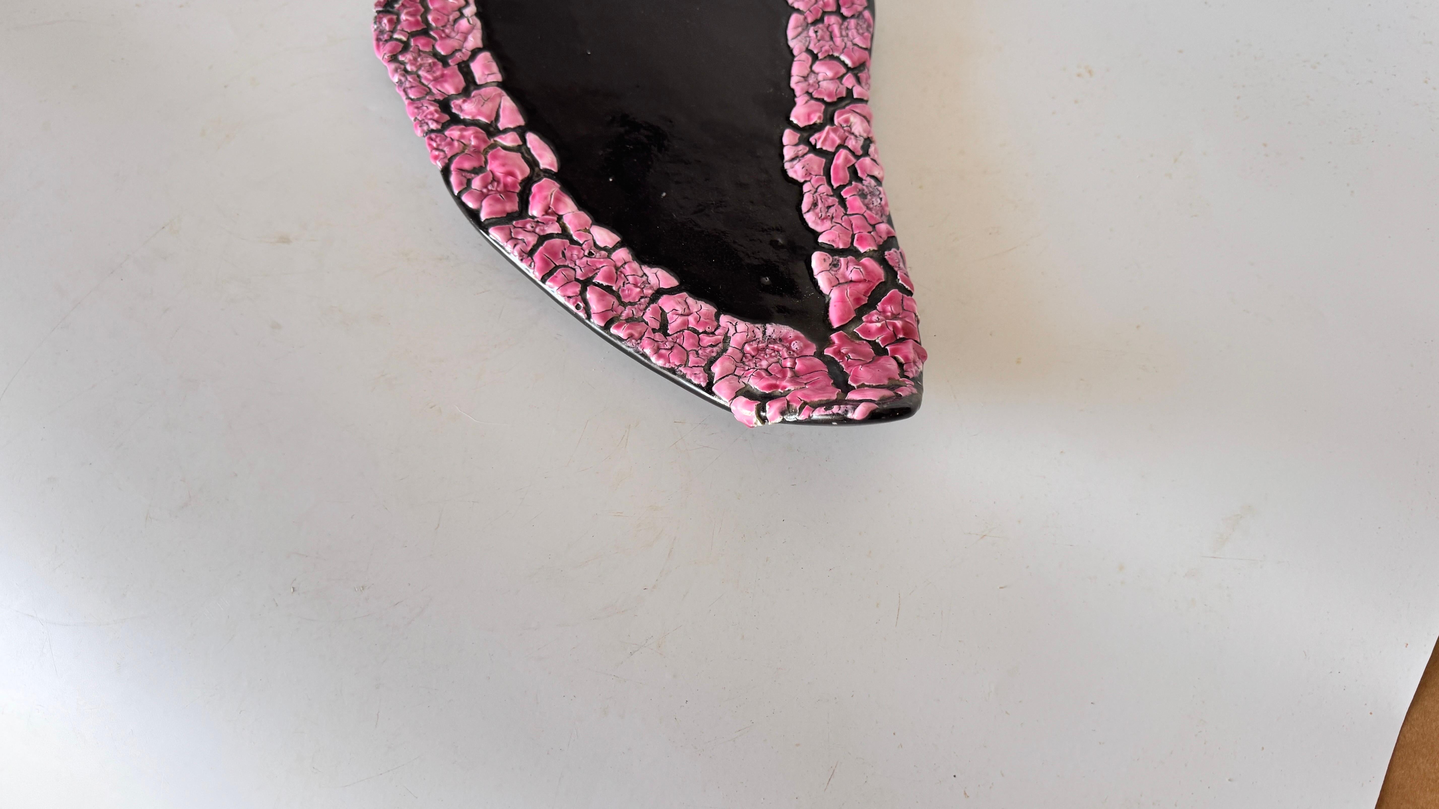 Französisches Cheese Serviertablett in Blattform, rosa-schwarz, Hollywood-Regency-Stil, 1970er Jahre im Angebot 9
