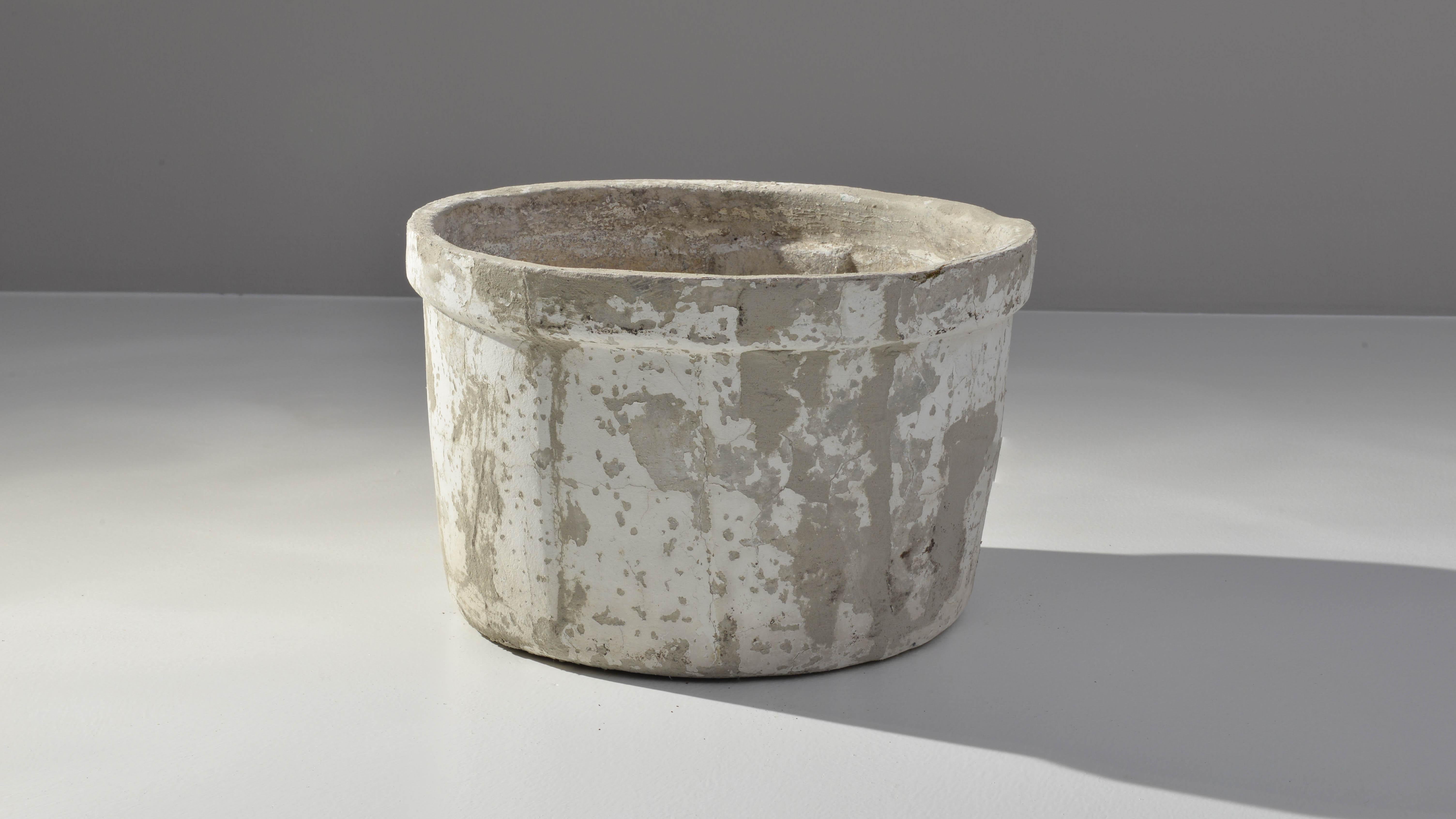 1970s French Concrete Planter For Sale 2