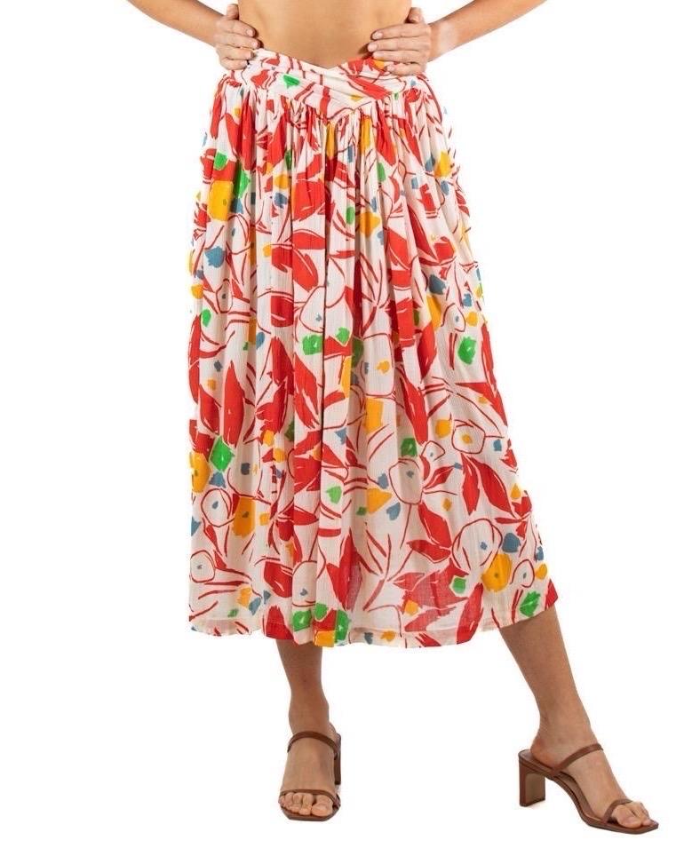 1970S French Connection Red & White Rayon Tropical Print Skirt For Sale 2