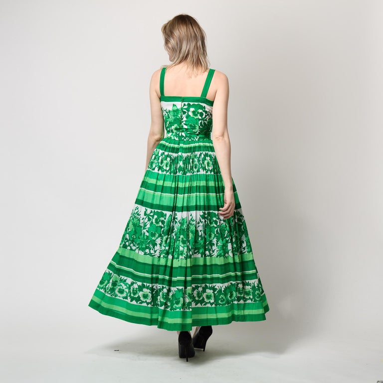 a green or white dress in french File:French Fashion Bisque Doll with Green and White Striped Dress.jpg