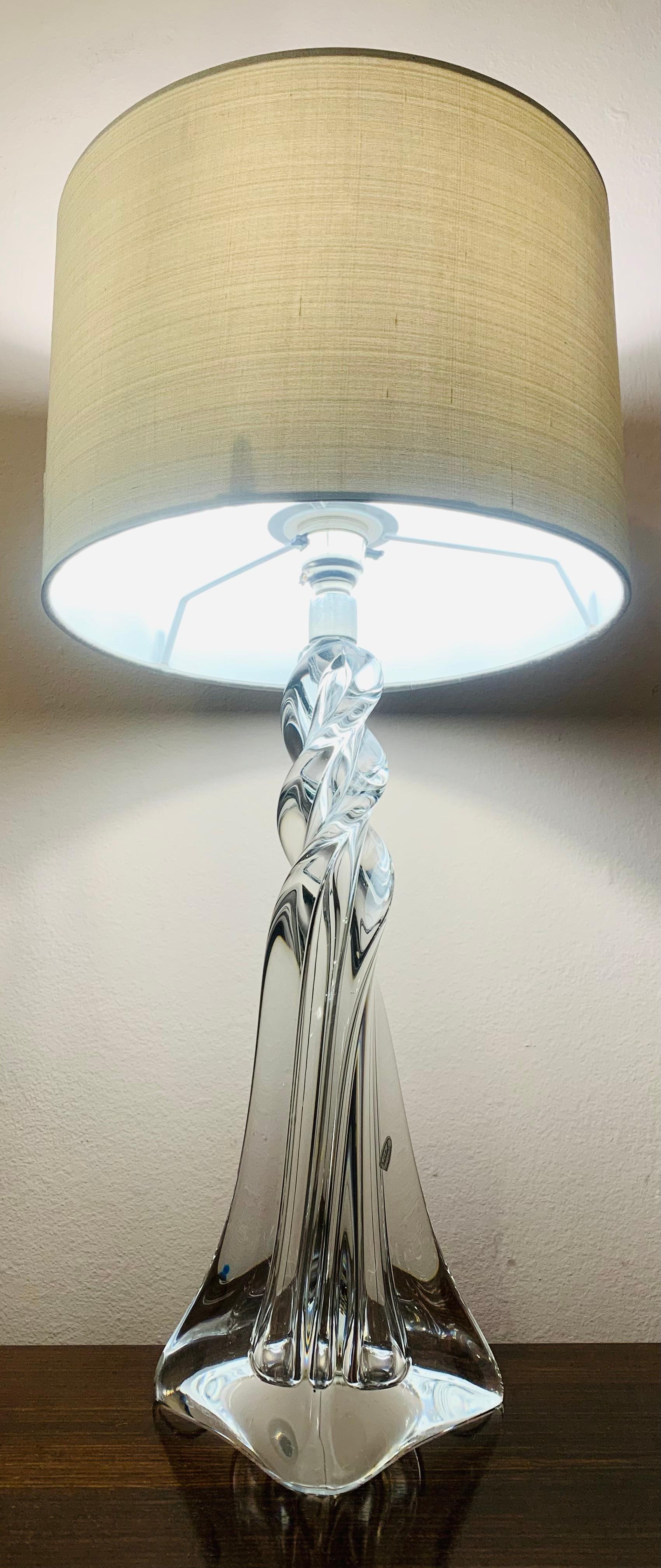 1970s French Cristal D’Arques Twisted Crystal & Chrome Glass Table Lamp In Good Condition In London, GB