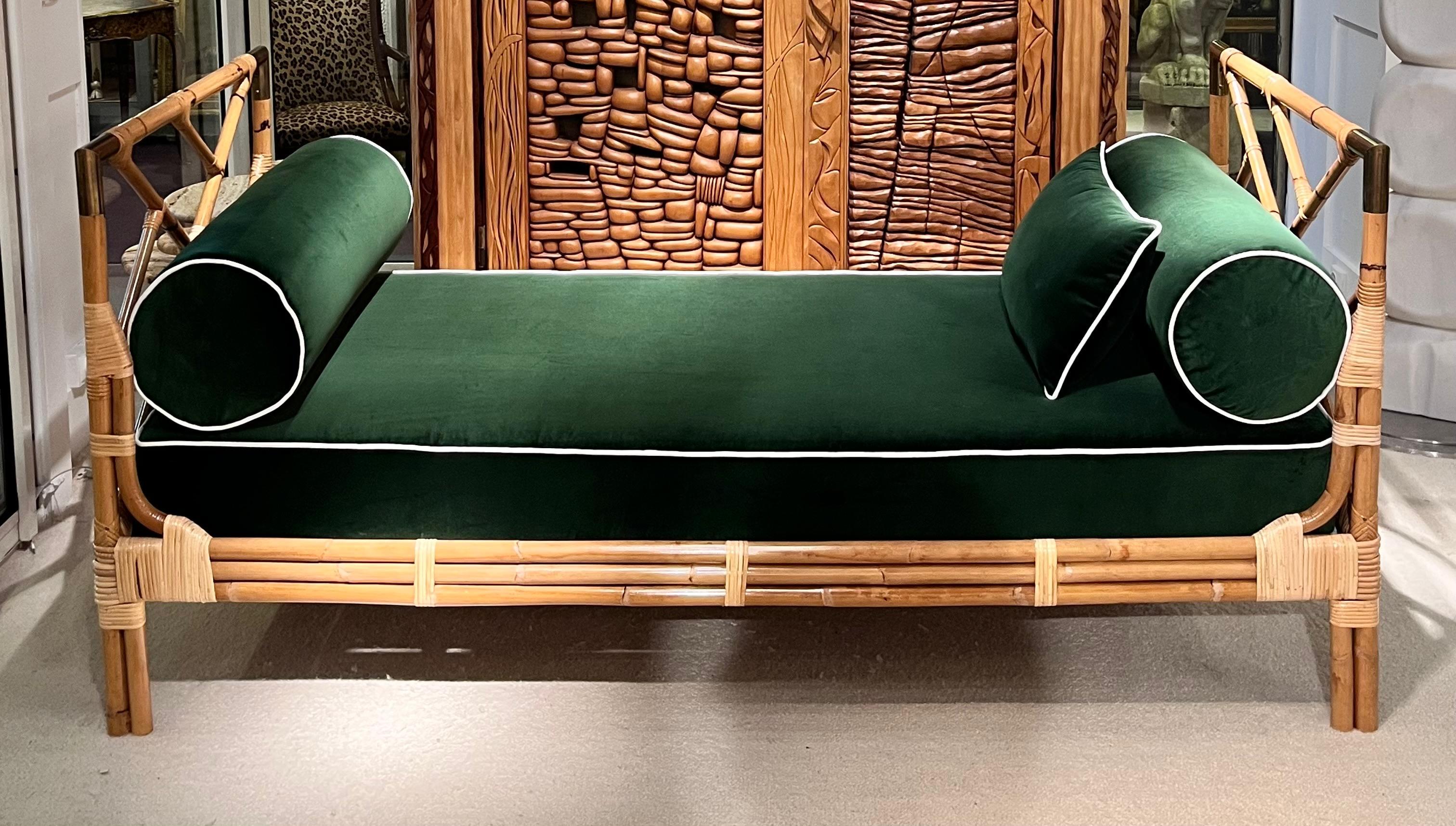 Mid-Century Modern 1970s French Daybed: Bamboo, Brass, and Green Velvet Fabric For Sale