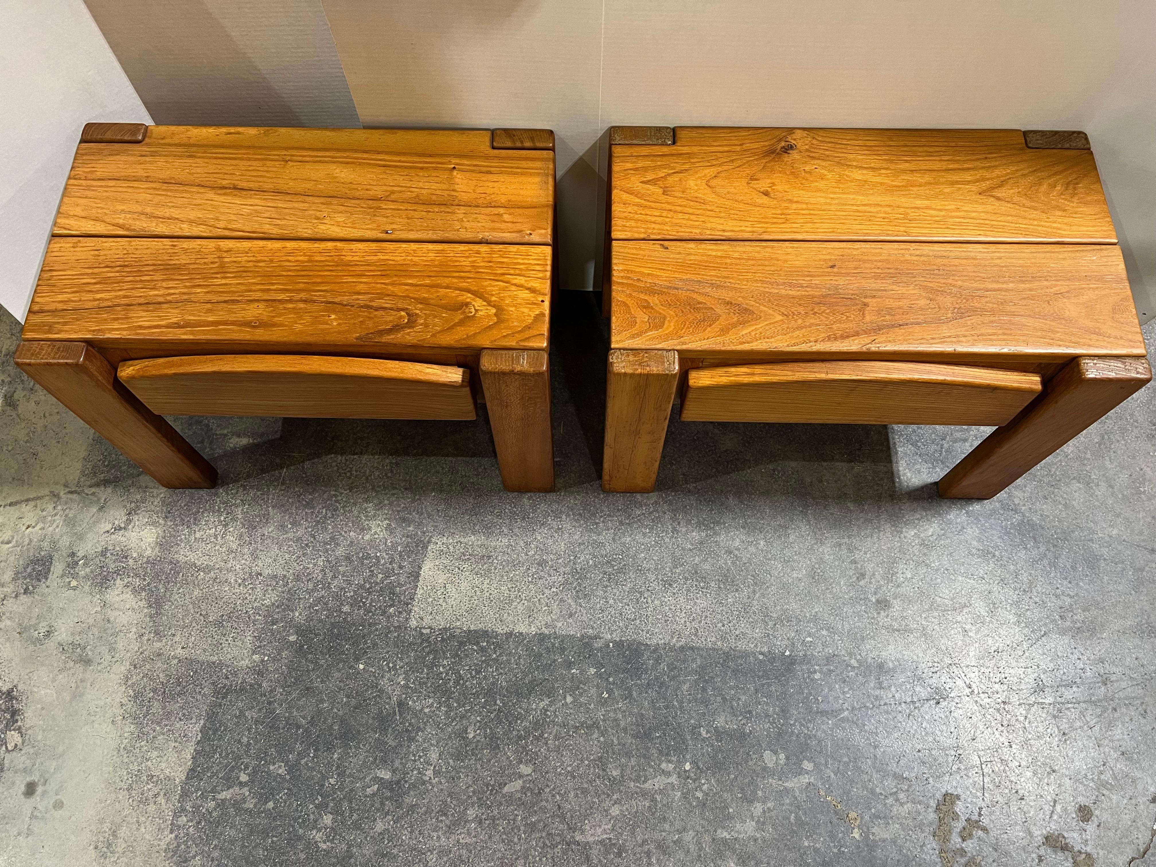 Fin du 20e siècle Tables de nuit en orme français des années 1970 par Maison Regain en vente