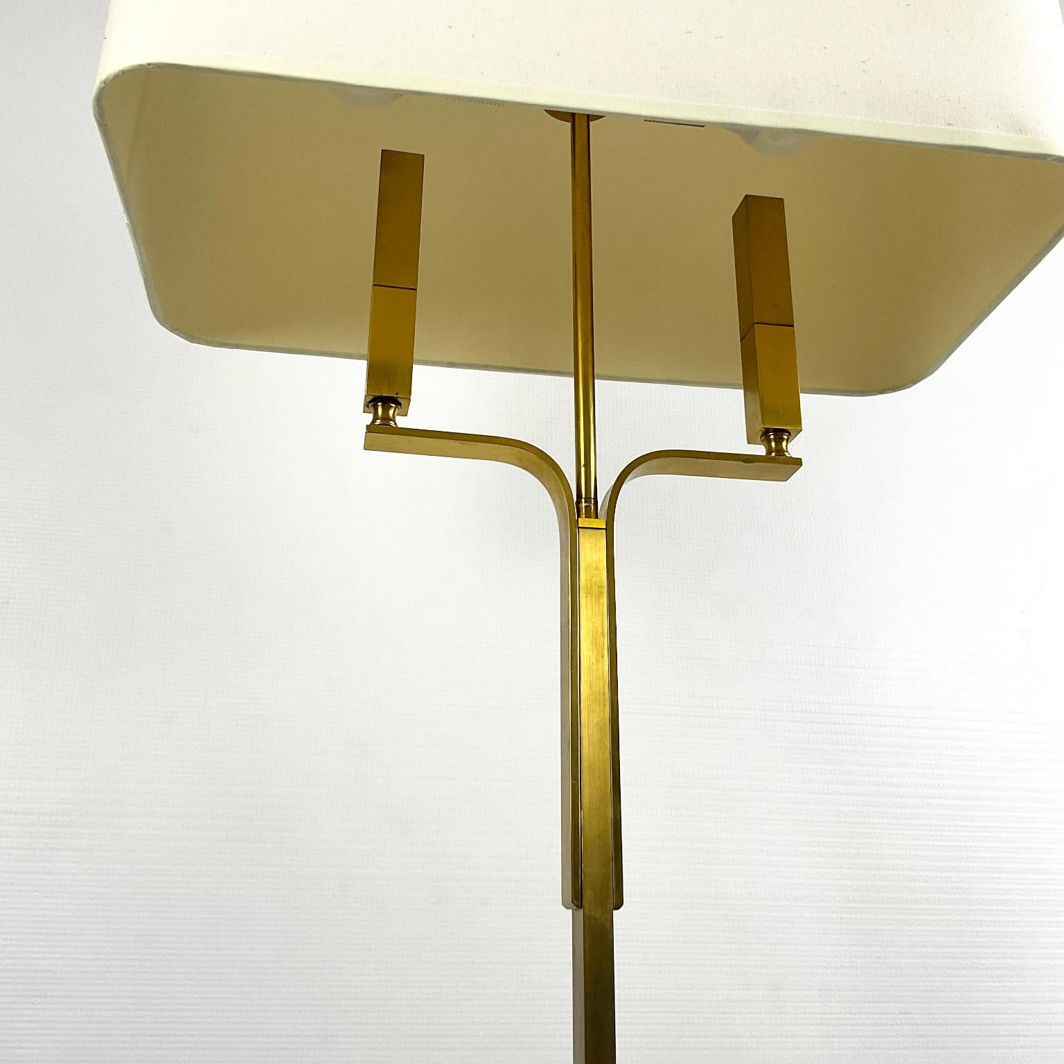 Mid-Century Modern 1970s French Floor Lamp in Brushed Brass For Sale