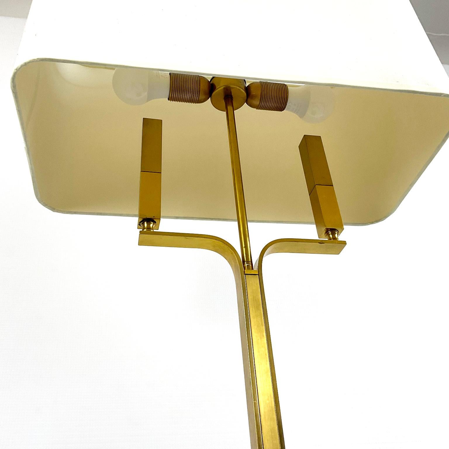 1970s French Floor Lamp in Brushed Brass For Sale 2