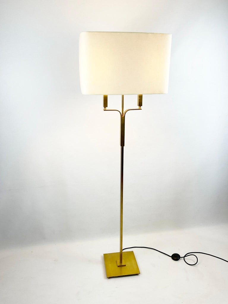 1970s French Floor Lamp in Brushed Brass For Sale at 1stDibs