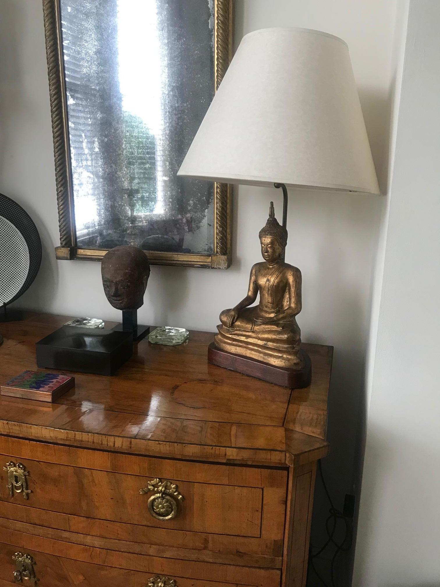 Mid-Century Modern 1970s French Gilded Metal Buddha Lamp For Sale