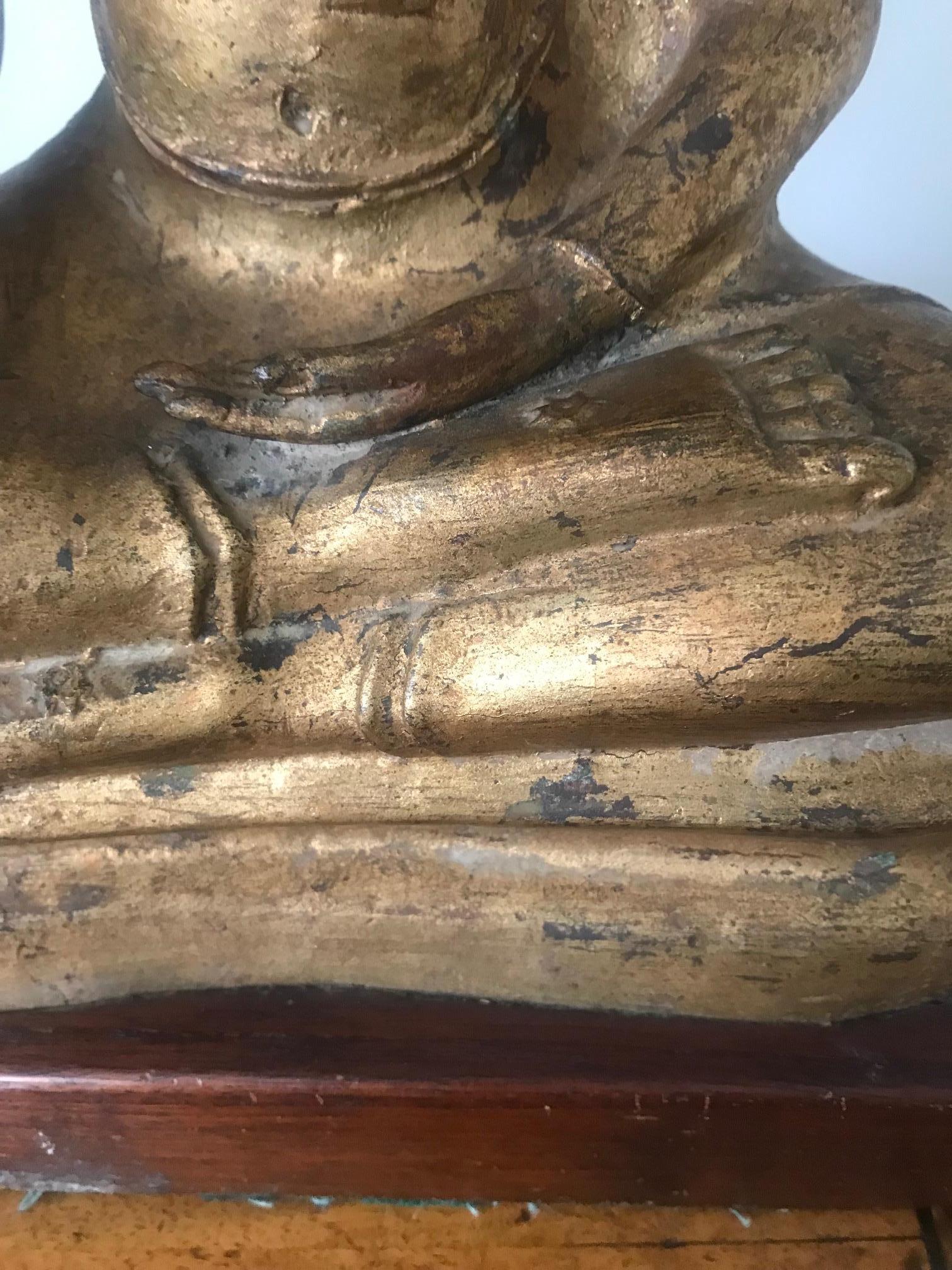 1970s French Gilded Metal Buddha Lamp For Sale 4