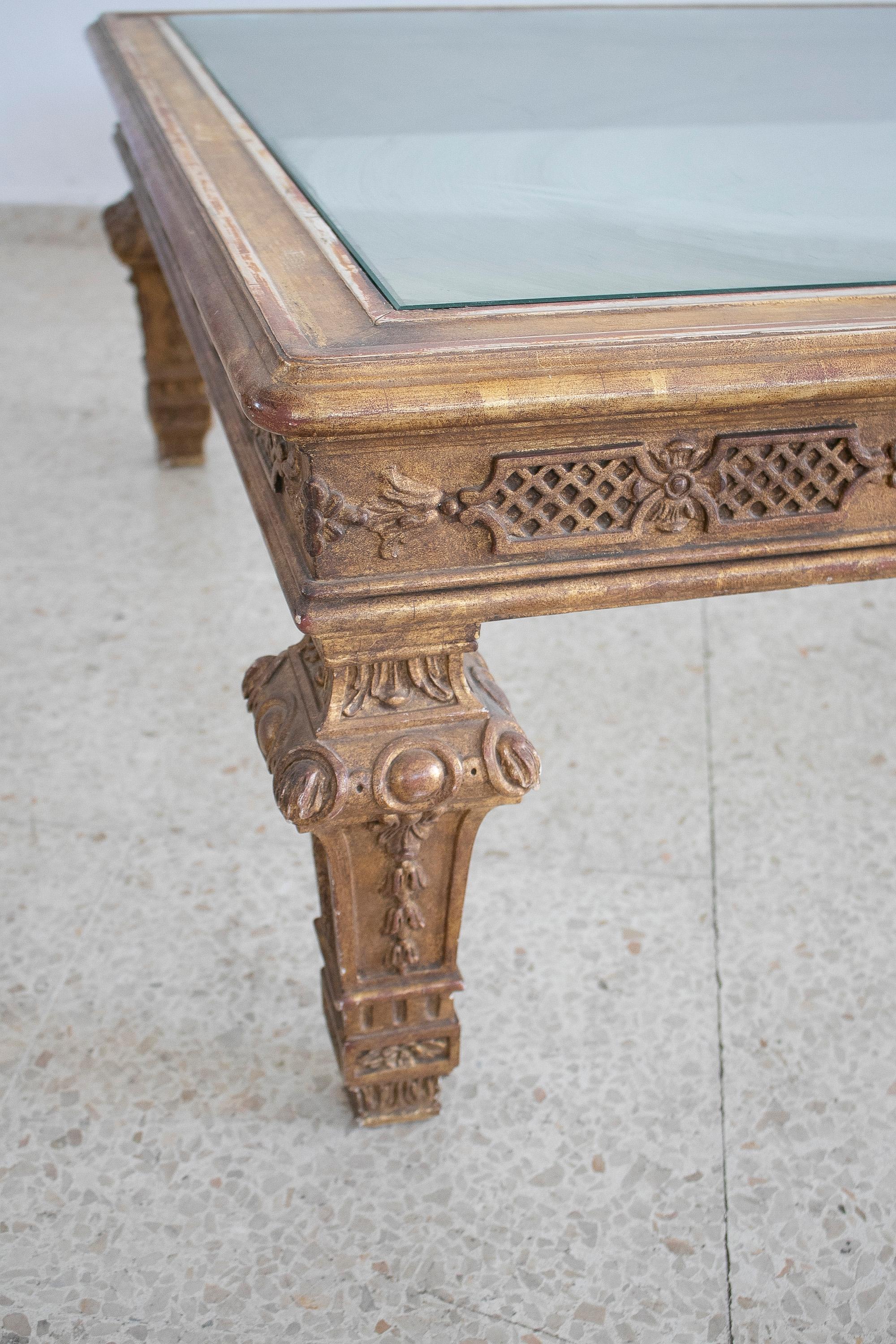 1970s French Giltwood Coffee Table w/ Glass Top For Sale 2