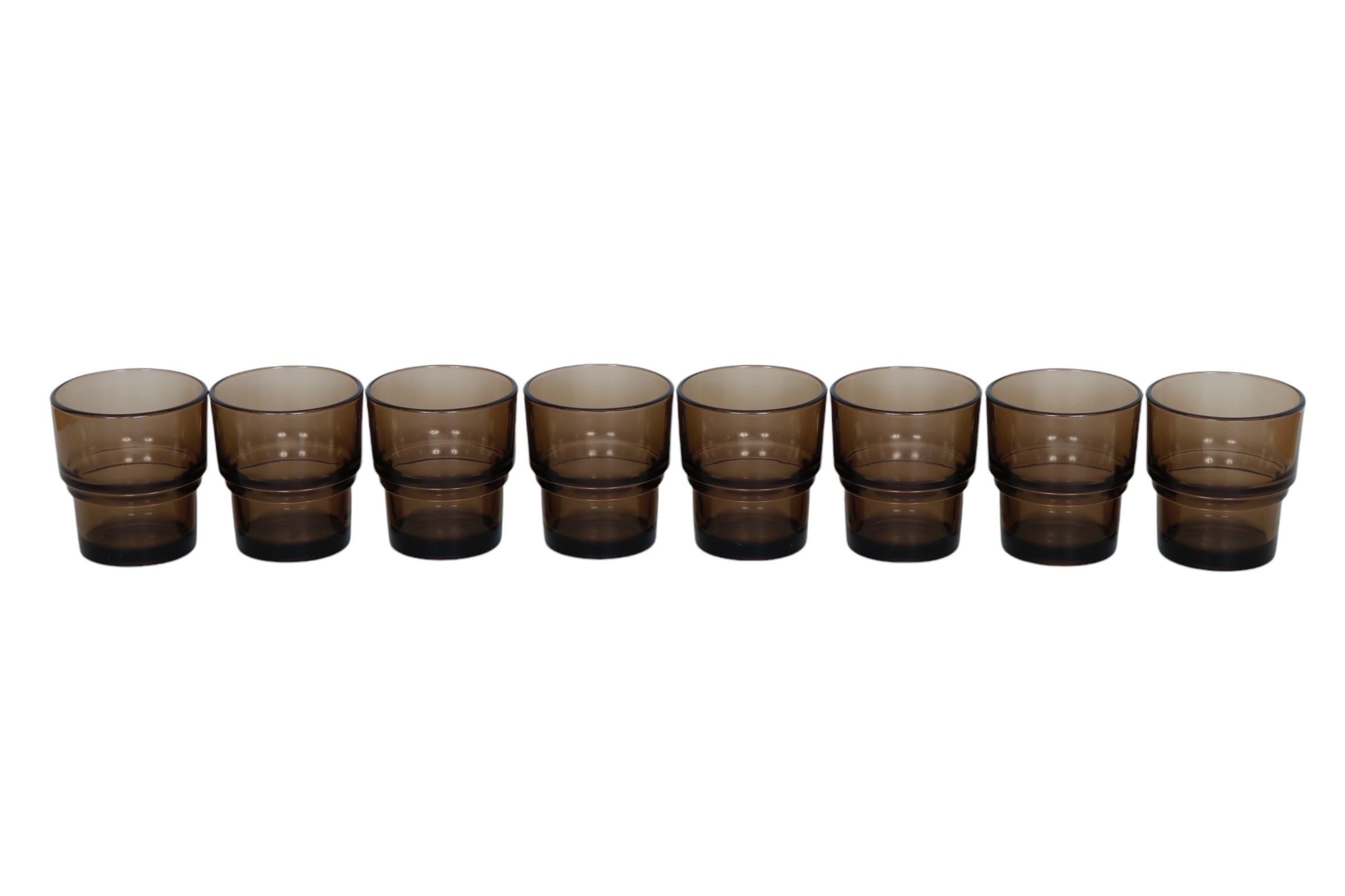 1970’s French Glasses by Vereco - Set of 8 In Good Condition For Sale In Bradenton, FL